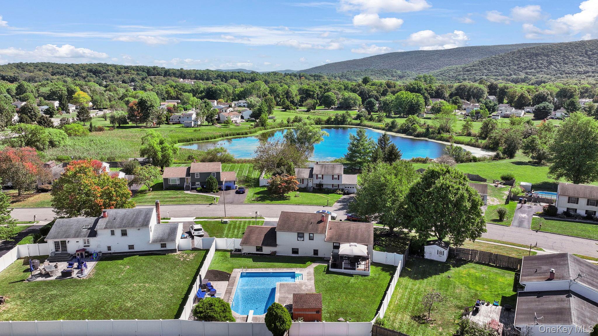 #4 photo, 8 Winchester Way, Washingtonville , NY 10992