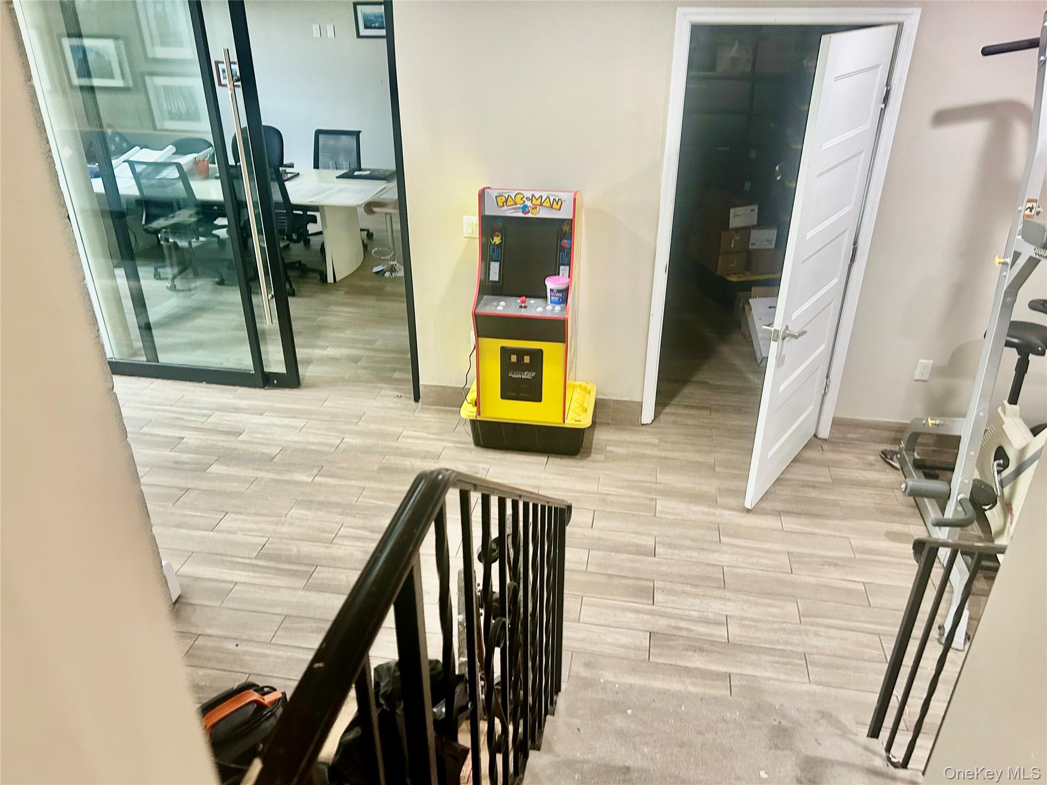 #9 photo, 312-316 City Island Avenue, ブロンクス区 Bronx , NY 10464