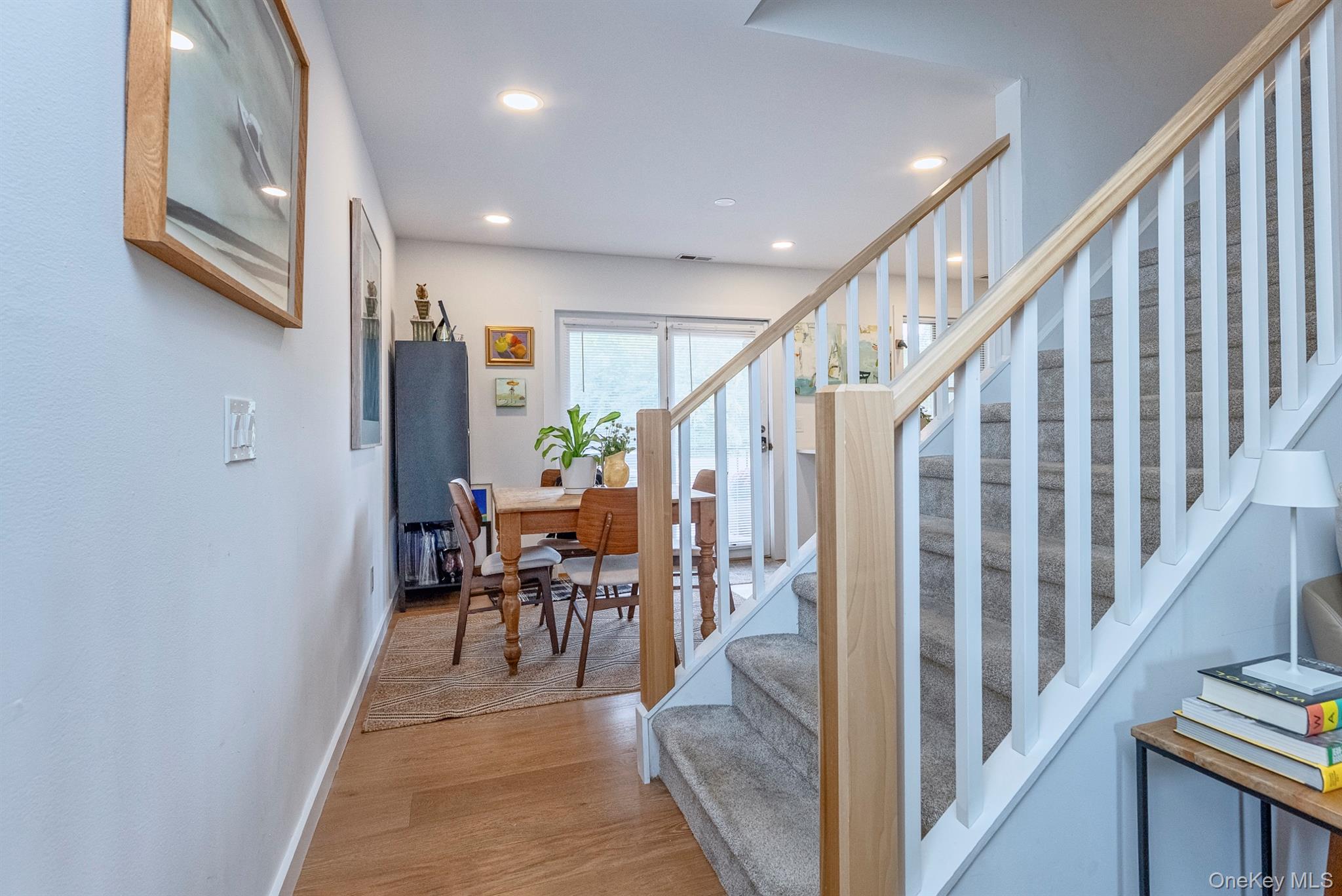 #16 photo, 64 Broadway, Kingston , NY 12401