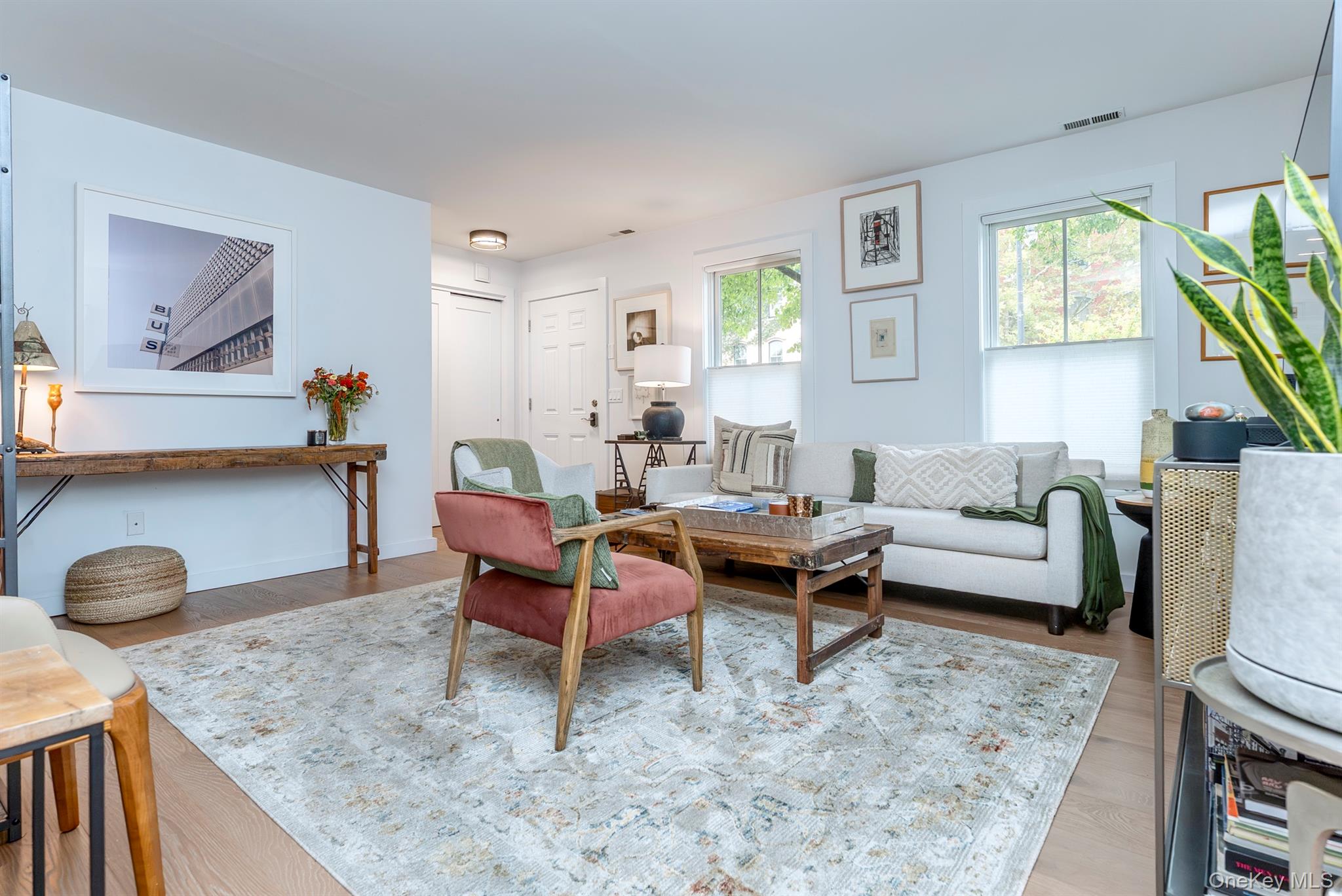 #17 photo, 64 Broadway, Kingston , NY 12401