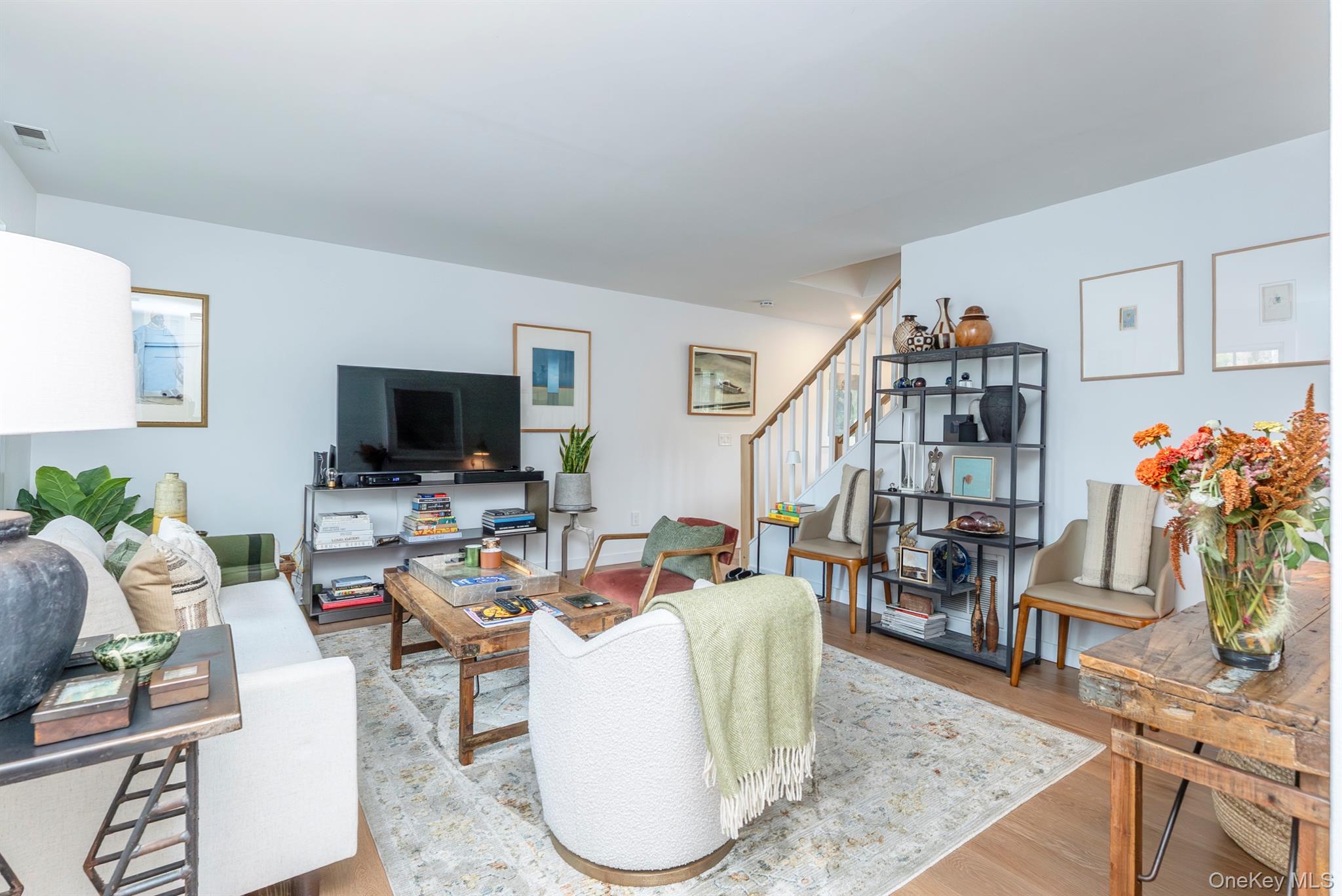 #19 photo, 64 Broadway, Kingston , NY 12401