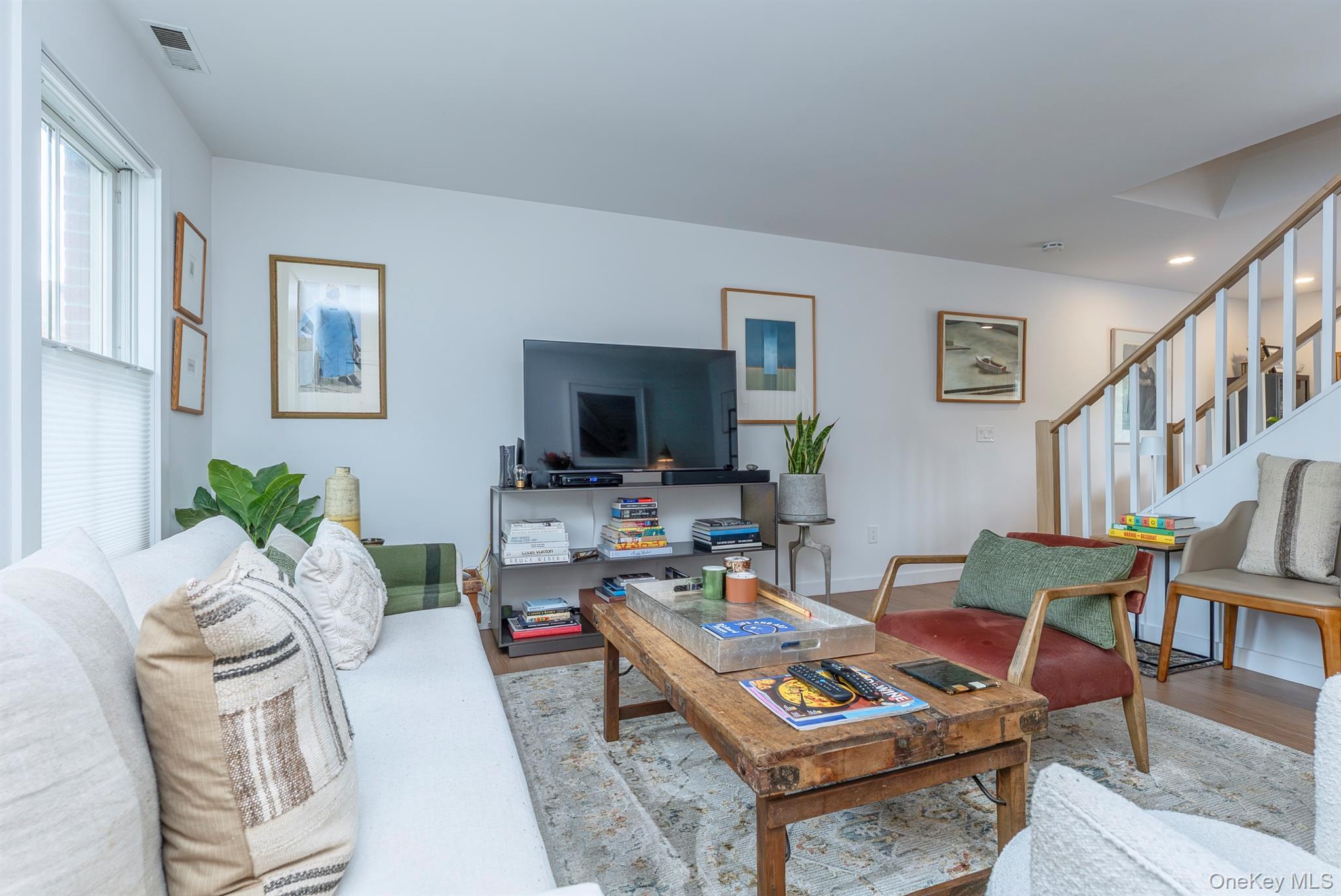 #20 photo, 64 Broadway, Kingston , NY 12401