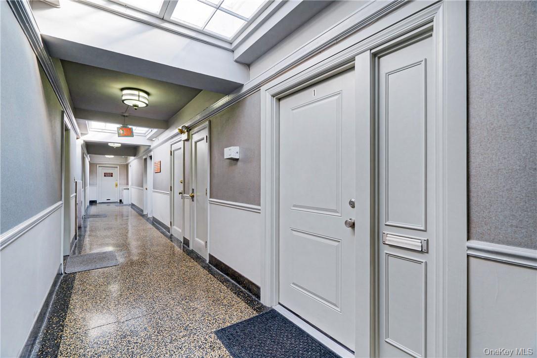 #19 photo, 6 Palmer Avenue, Scarsdale , NY 10583