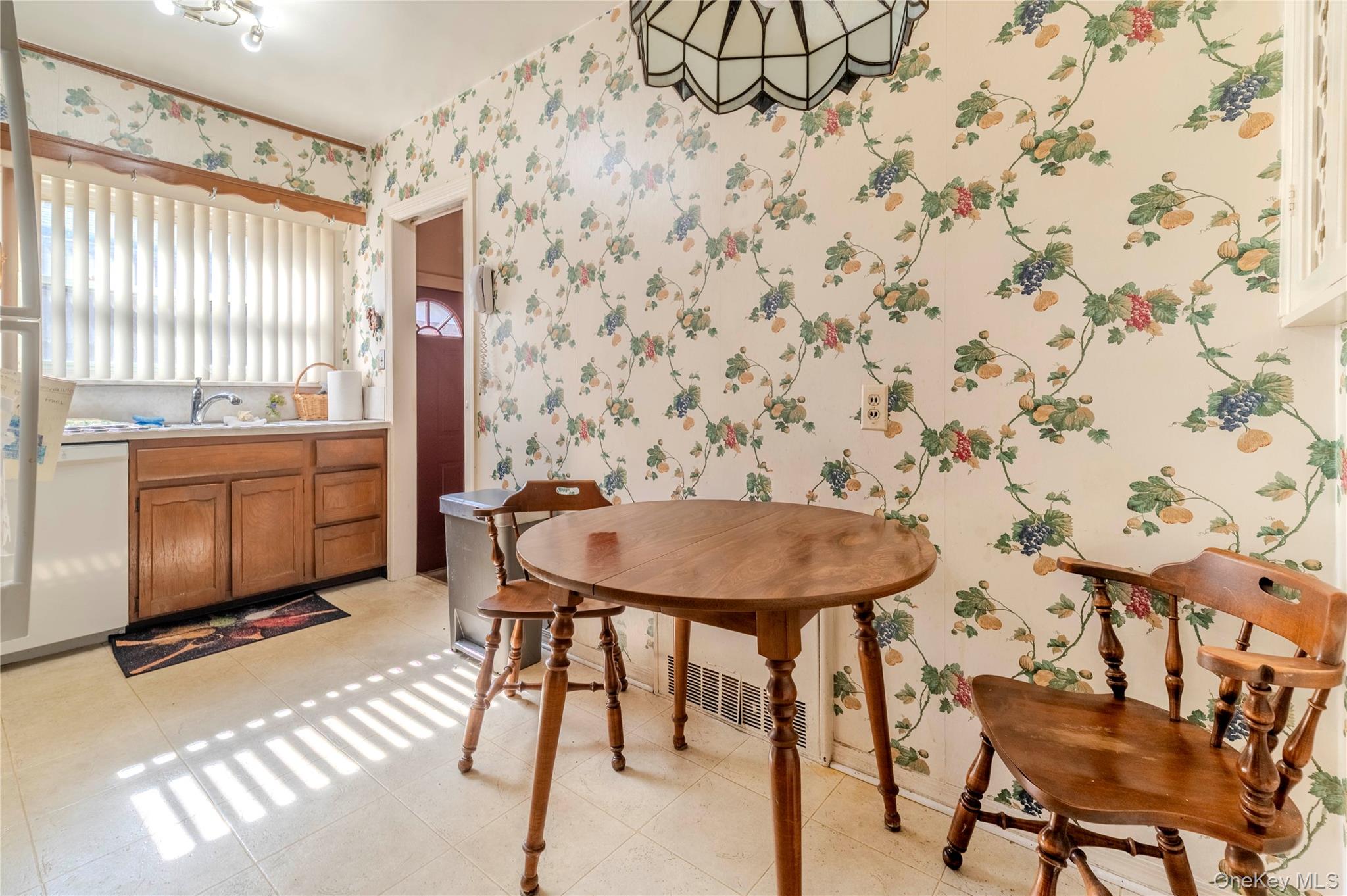 #9 photo, 56-48 E. Hampton Boulevard, Oakland Gardens , NY 11364