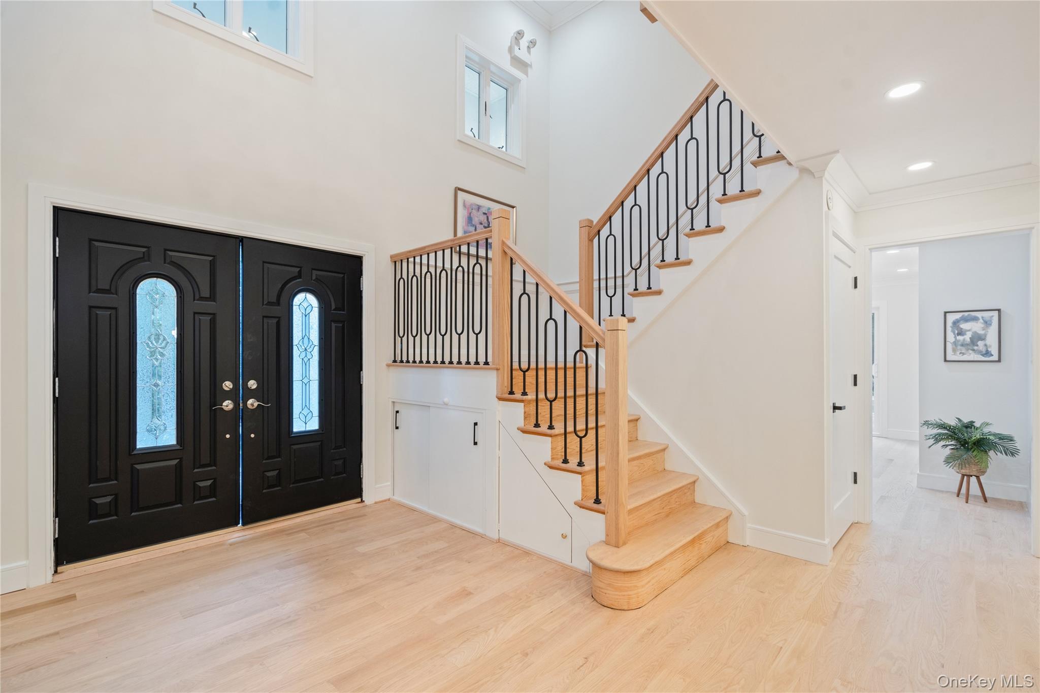 #6 photo, 369 Vanderbilt Parkway, Dix Hills , NY 11746