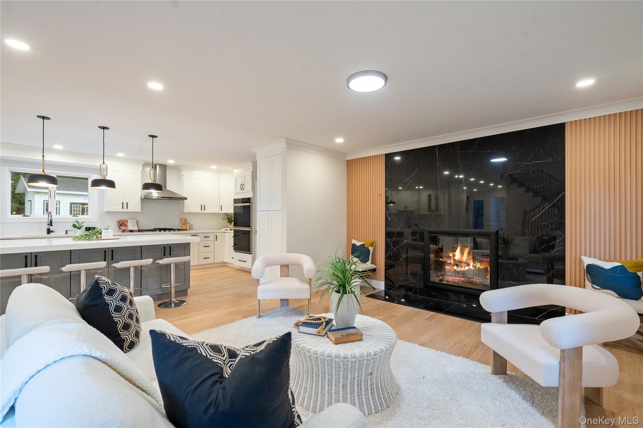 #9 photo, 369 Vanderbilt Parkway, Dix Hills , NY 11746