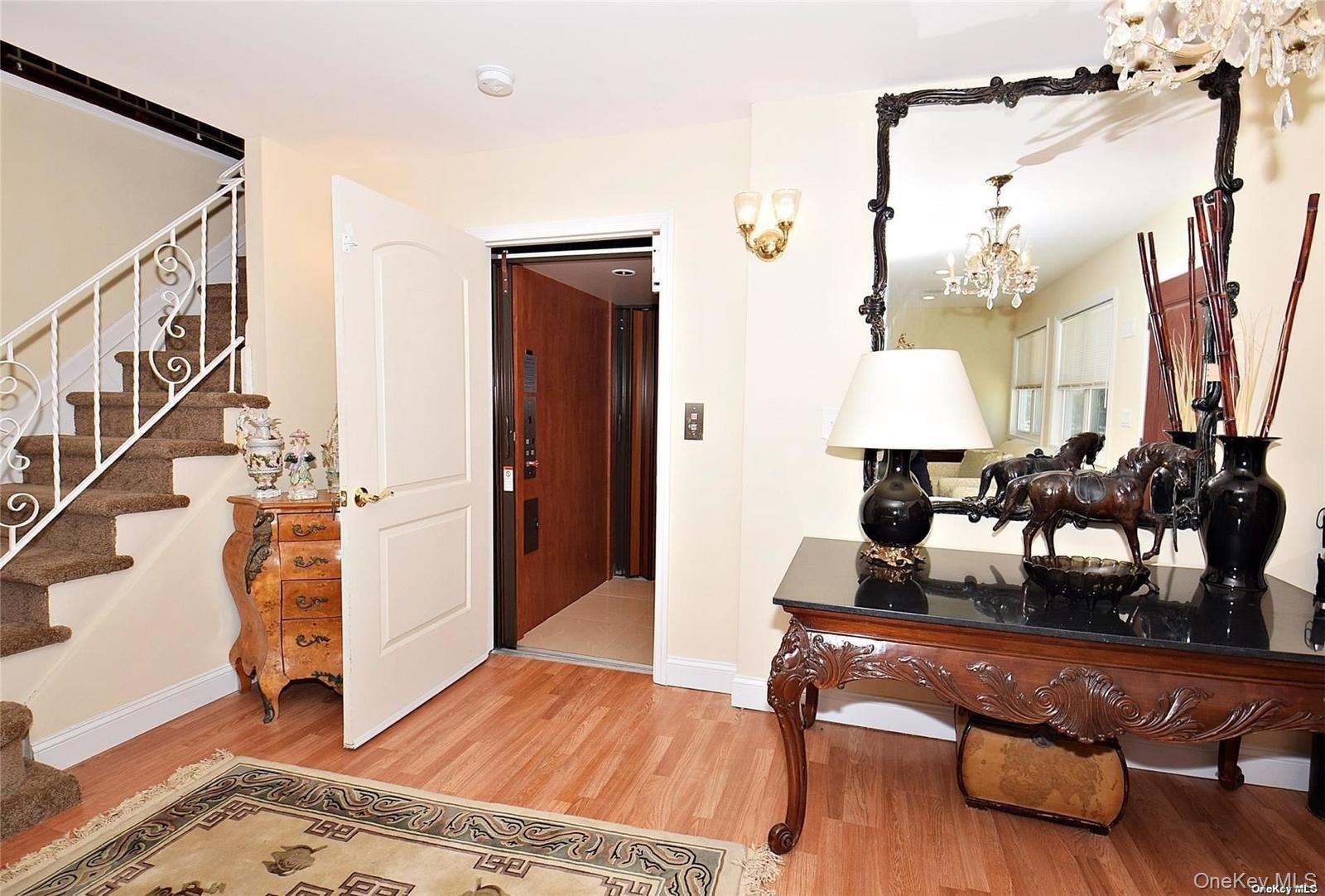 #4 photo, 3434 Colony Drive, Baldwin Harbor , NY 11510