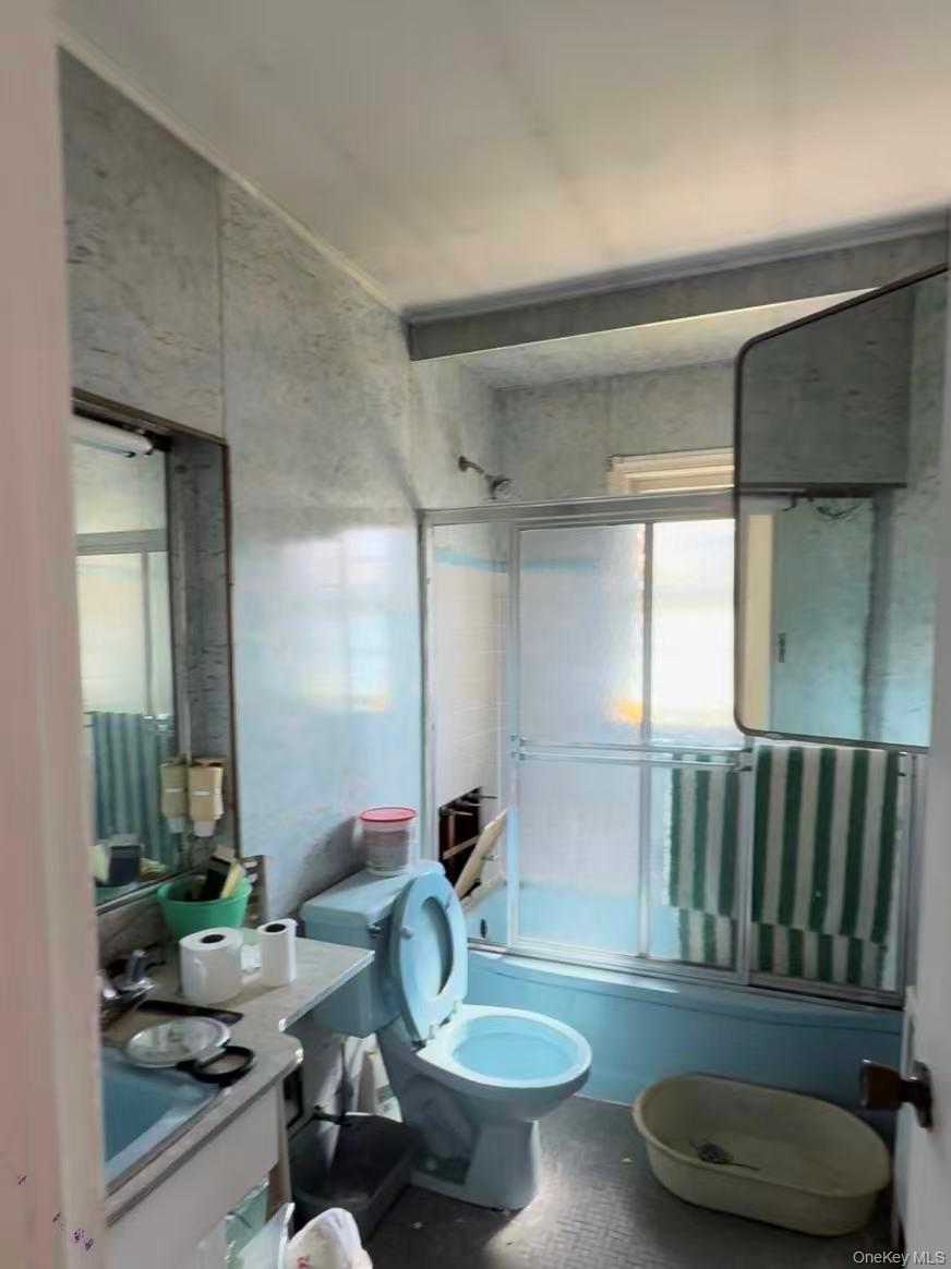 #5 photo, 23 Park Circle, नासाउ काउंटी Mineola , NY 11501