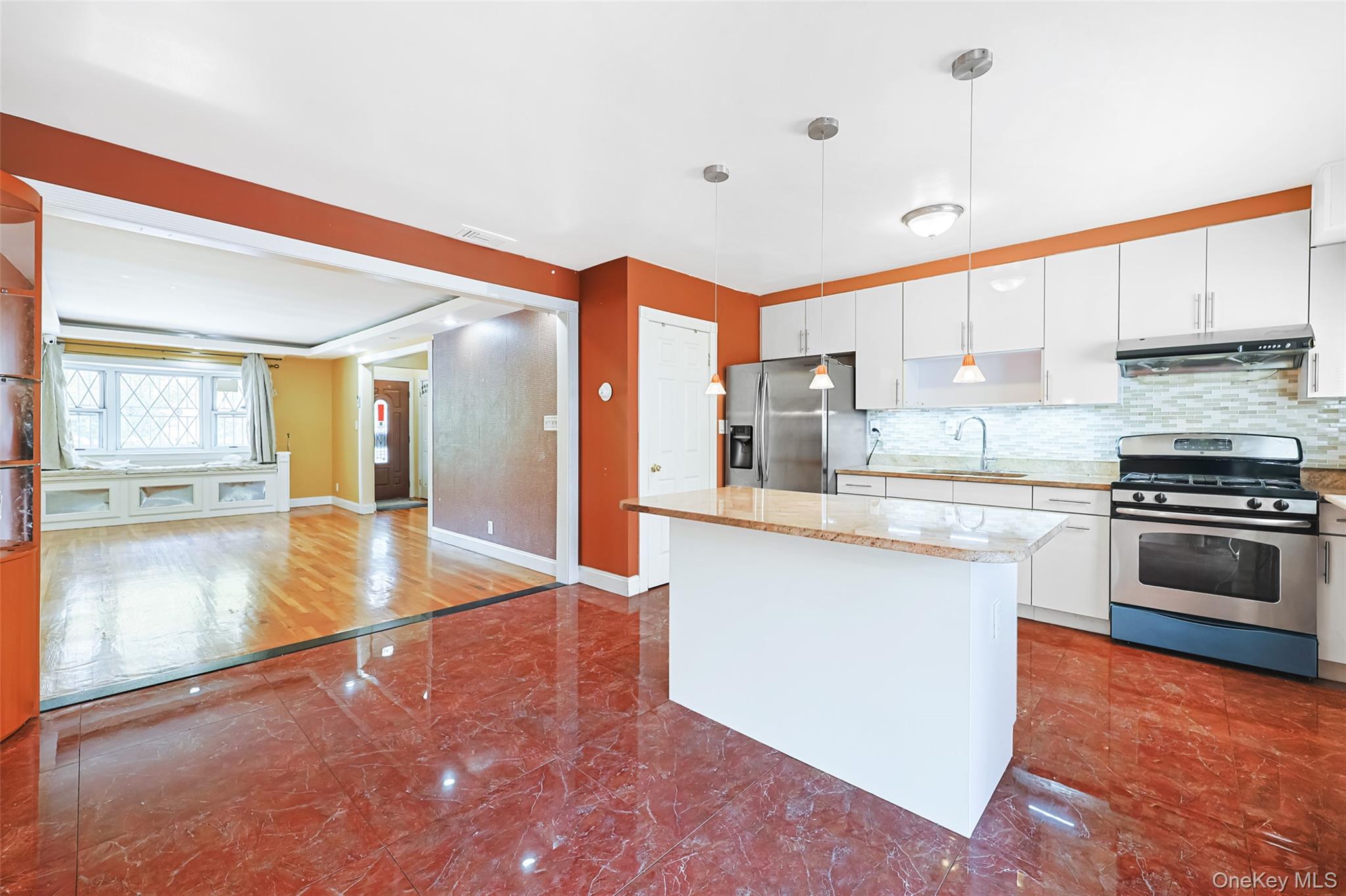 #19 photo, 14456 Melbourne Avenue, Kew Garden Hills , NY 11367