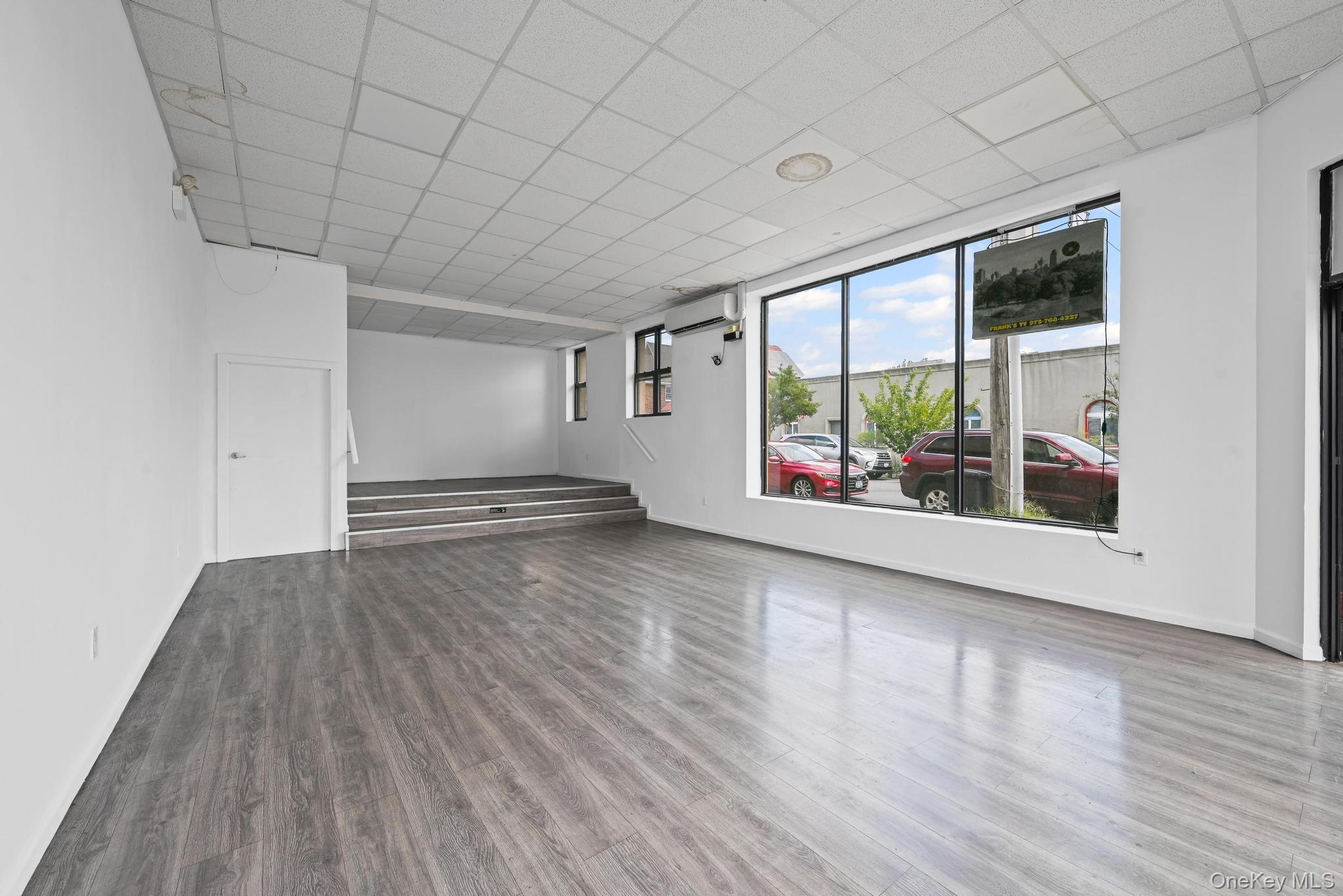 #3 photo, 225-25 Merrick Blvd, Laurelton , NY 11413