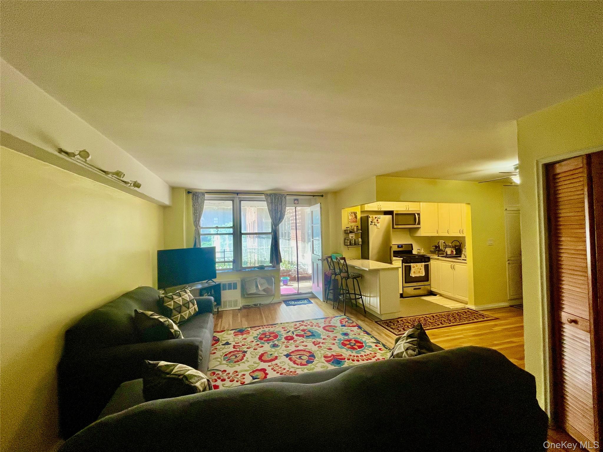#18 photo, 94-11 59th Avenue, Elmhurst , NY 11373