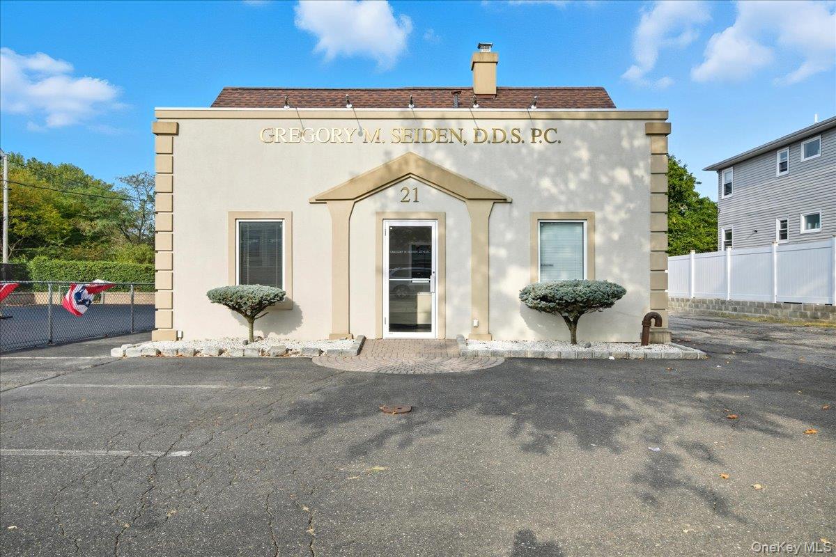#3 photo, 21 Division Avenue, ナッソー郡 Levittown , NY 11756
