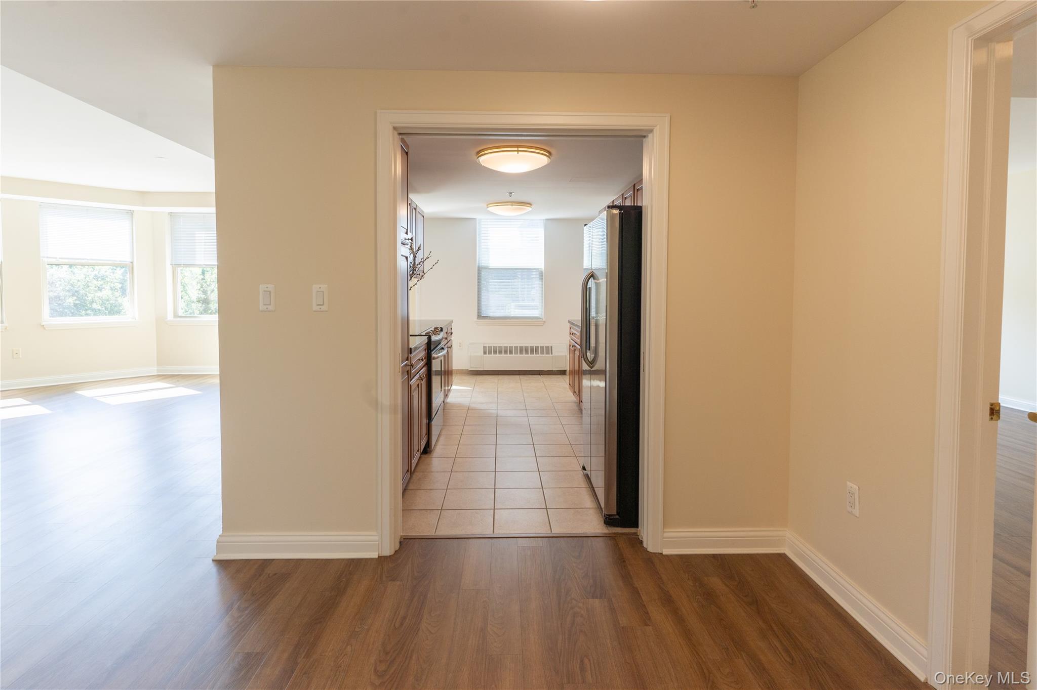 #16 photo, 300 East Overlook, Port Washington , NY 11050