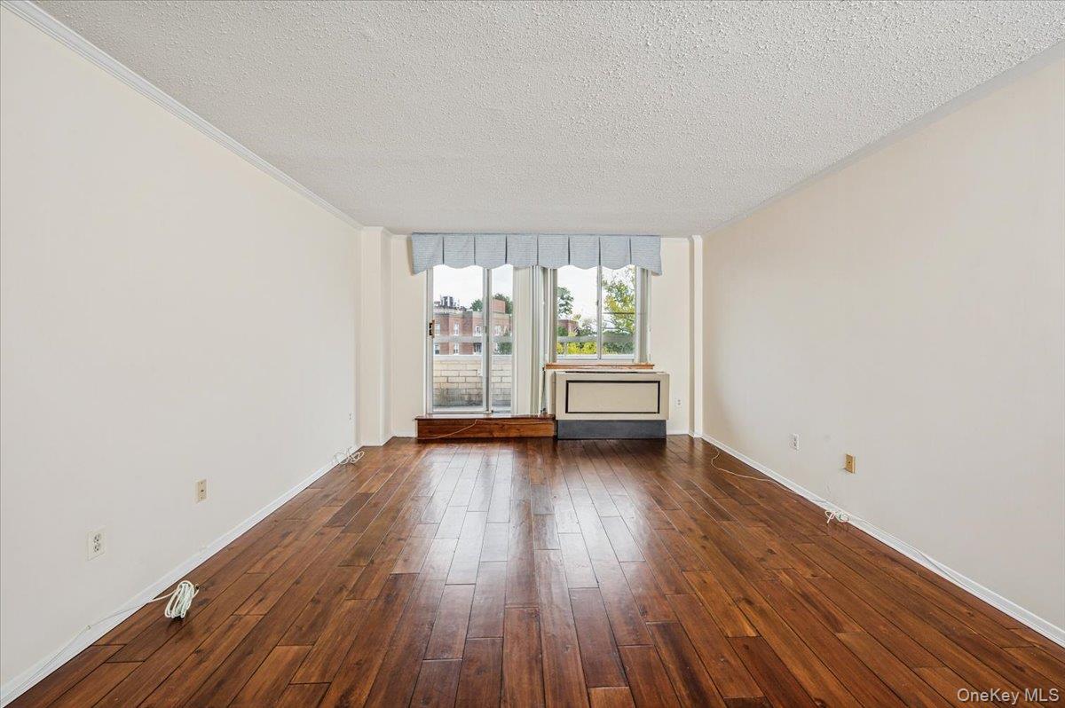 #19 photo, 1270 North Avenue, New Rochelle , NY 10804