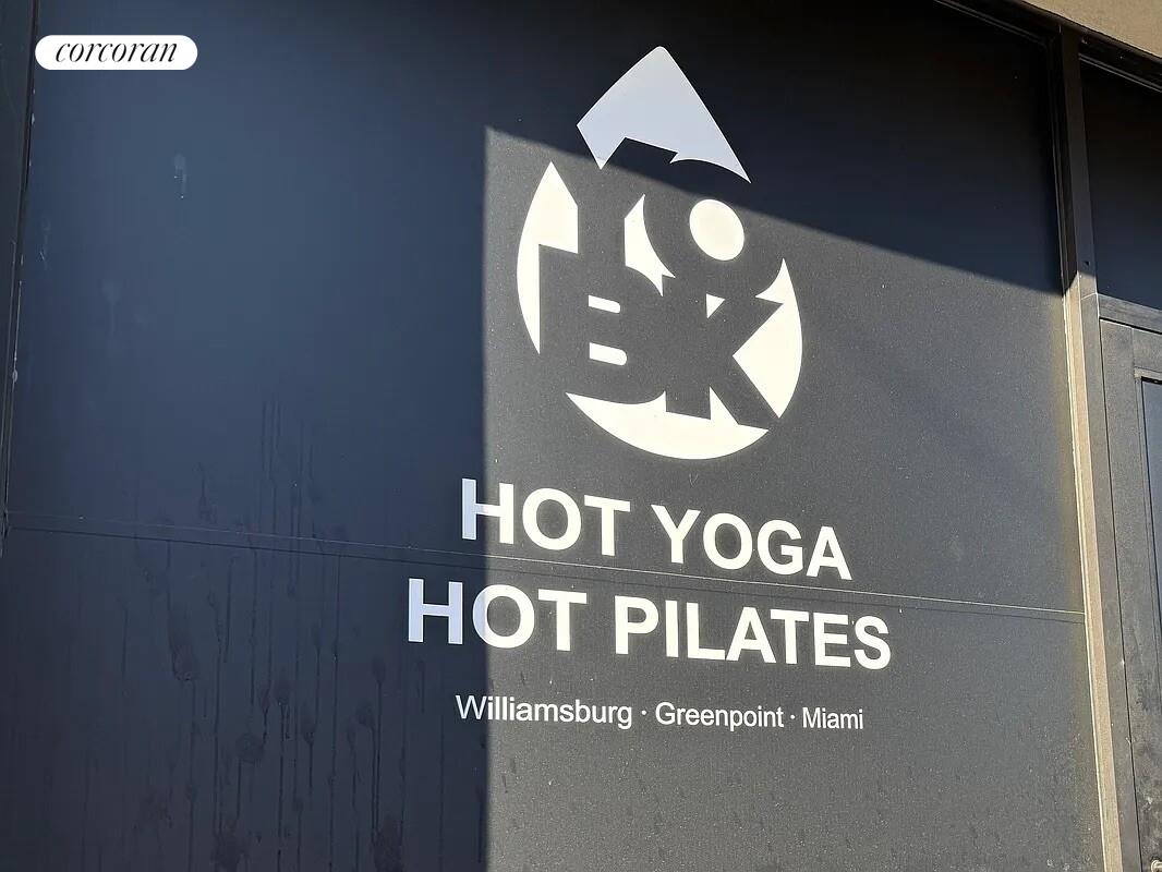 #10 photo, Brooklyn, East Williamsburg , NY 11206