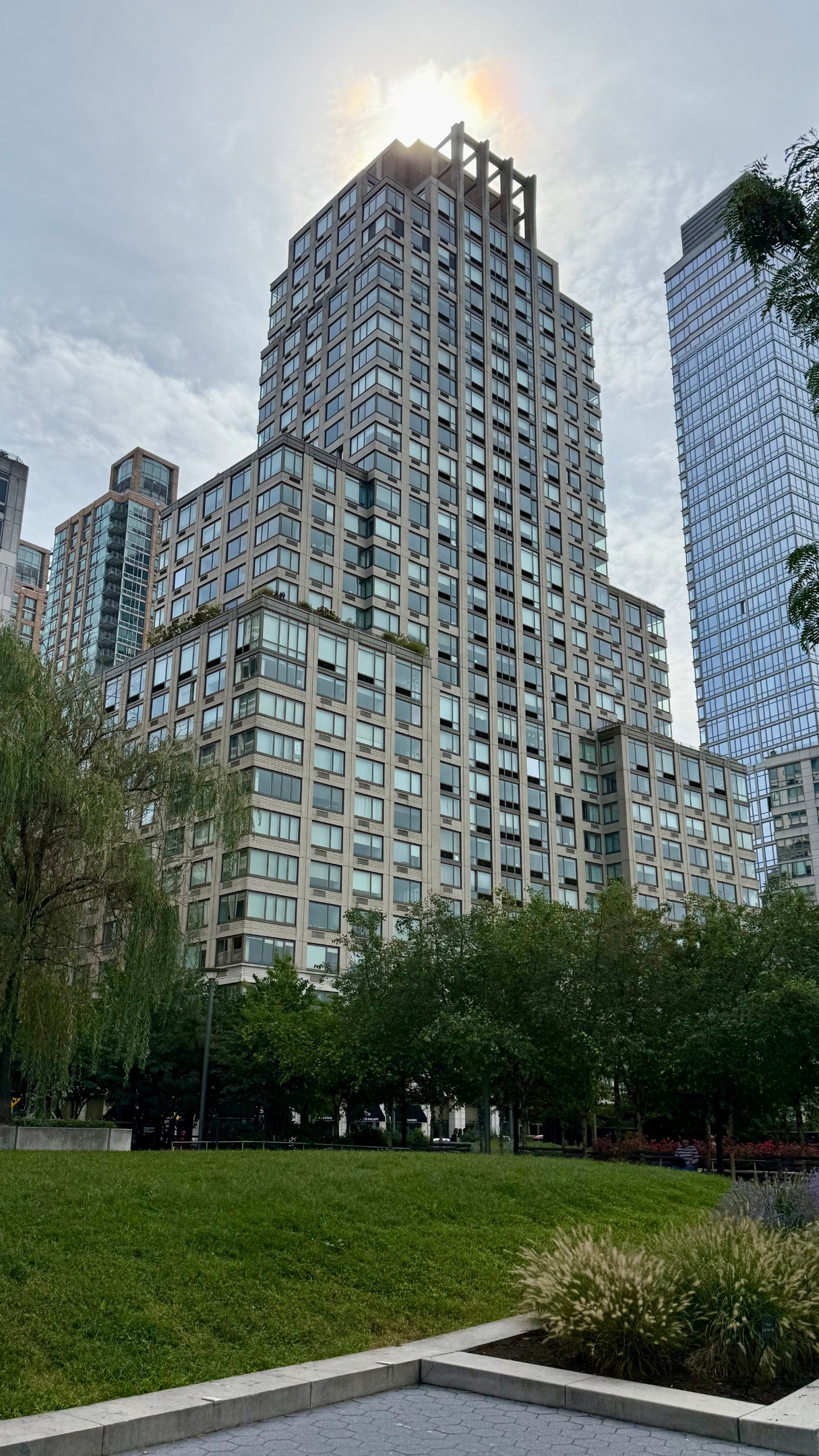 #14 photo, 100 Riverside Boulevard, マンハッタン Lincoln Square , NY 10069