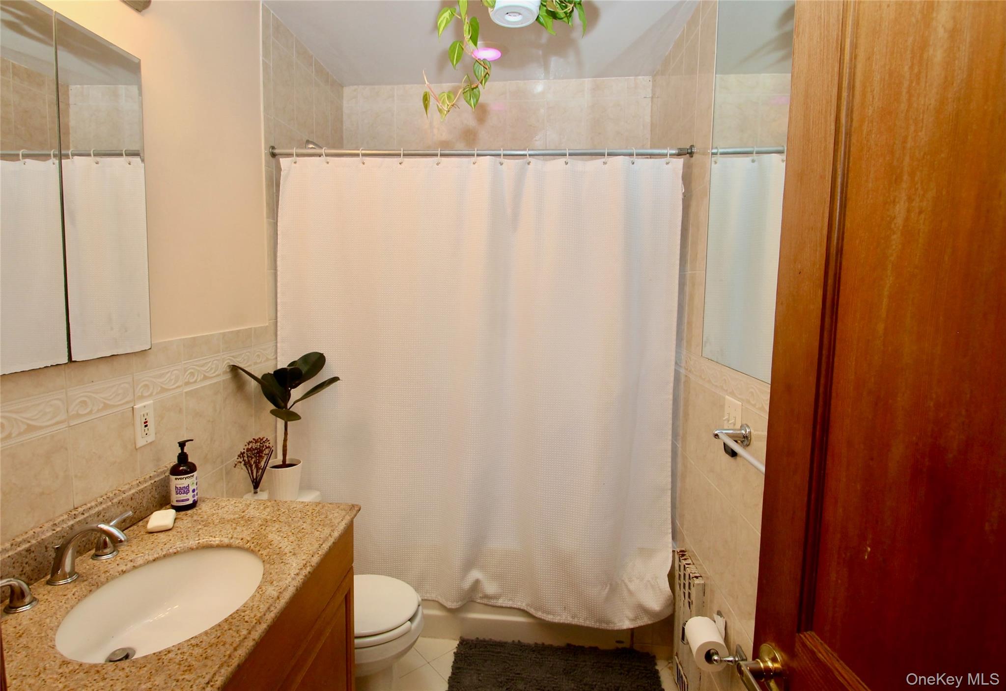 #14 photo, 610 Emerson Avenue, नासाउ काउंटी Baldwin , NY 11510