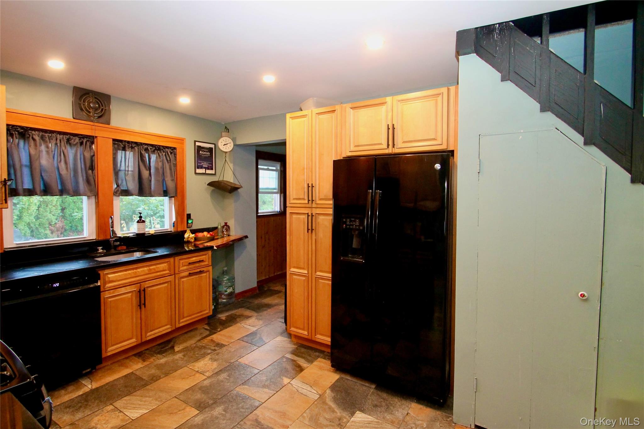 #8 photo, 610 Emerson Avenue, नासाउ काउंटी Baldwin , NY 11510