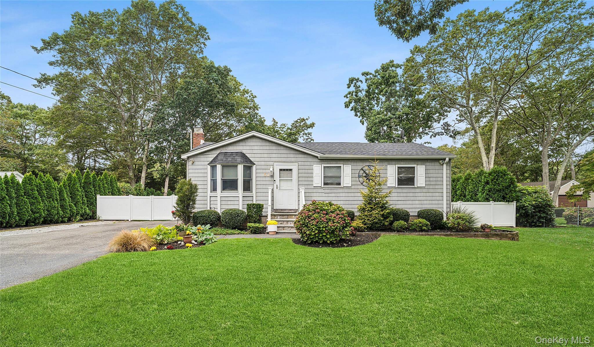 #1 photo, 53 Timber Drive, サフォーク郡 Calverton , NY 11933