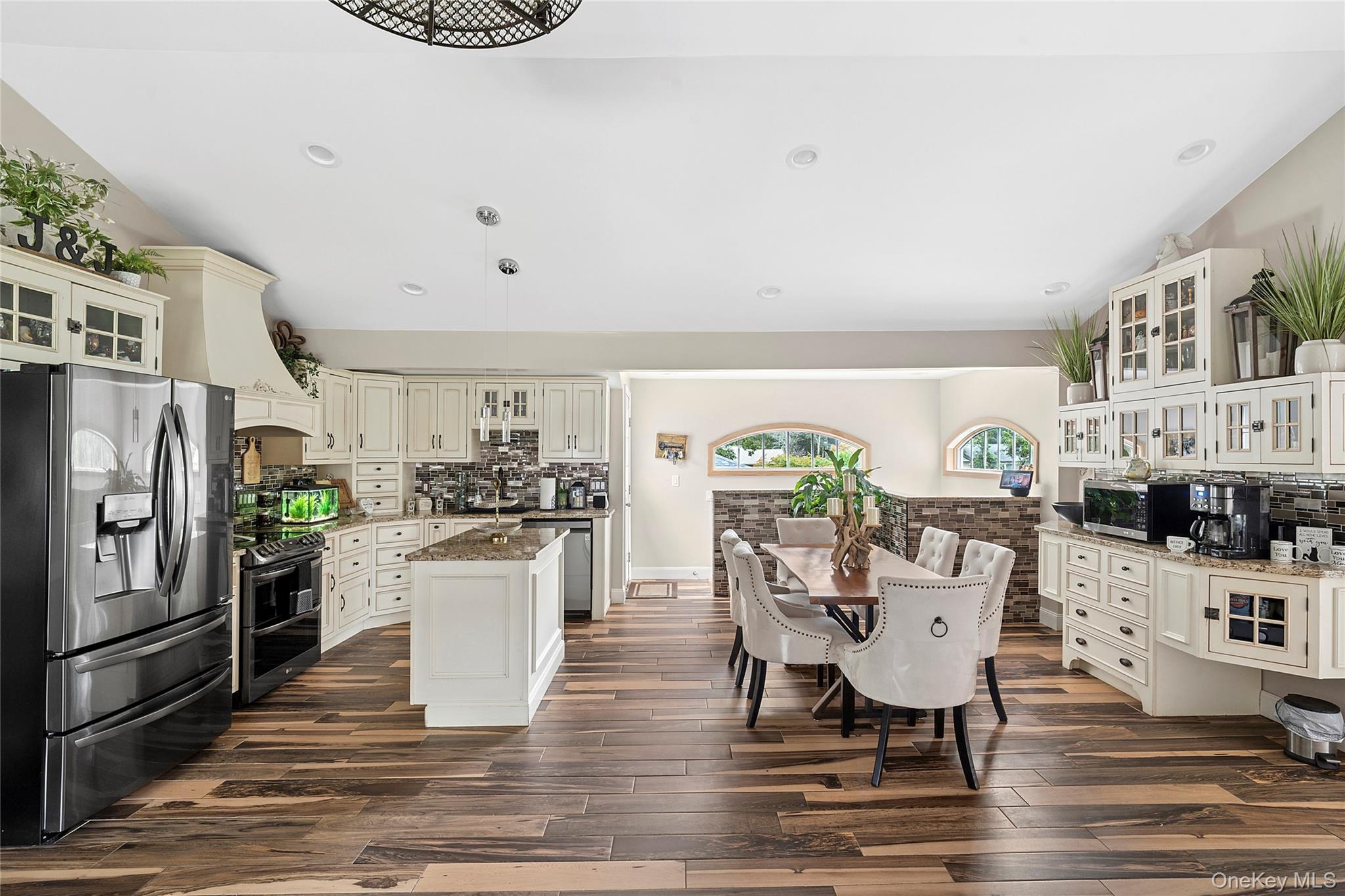 #4 photo, 53 Timber Drive, サフォーク郡 Calverton , NY 11933