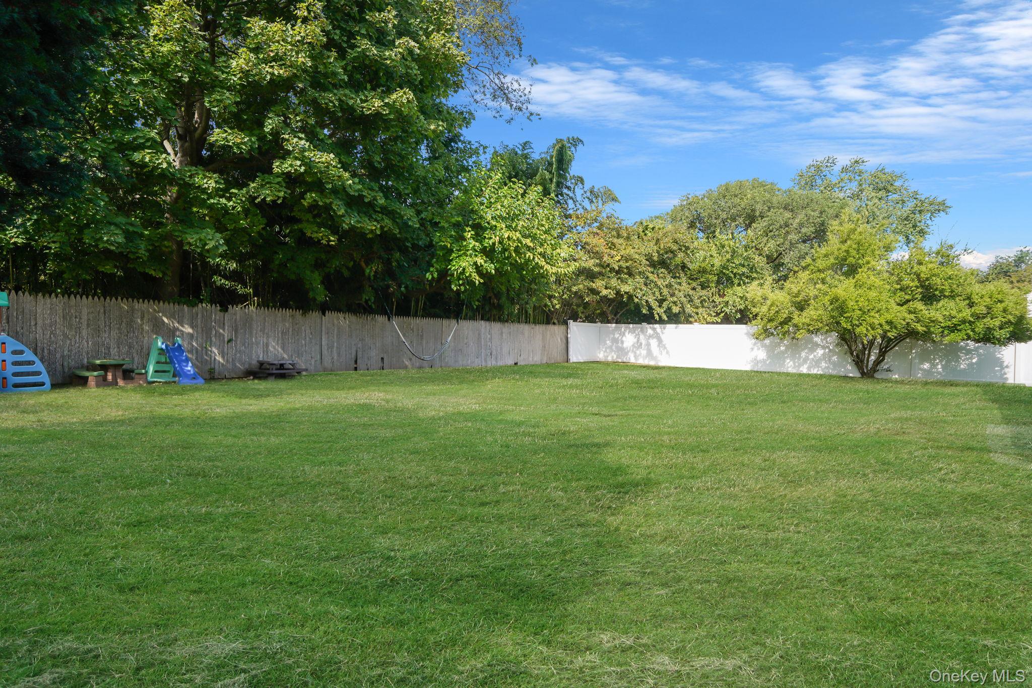 #11 photo, 6 Vita Drive, Central Islip , NY 11722