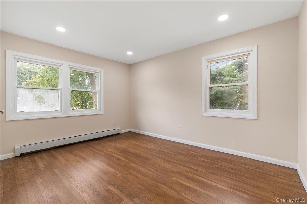 #18 photo, 6 Nowick Lane, Smithtown , NY 11787