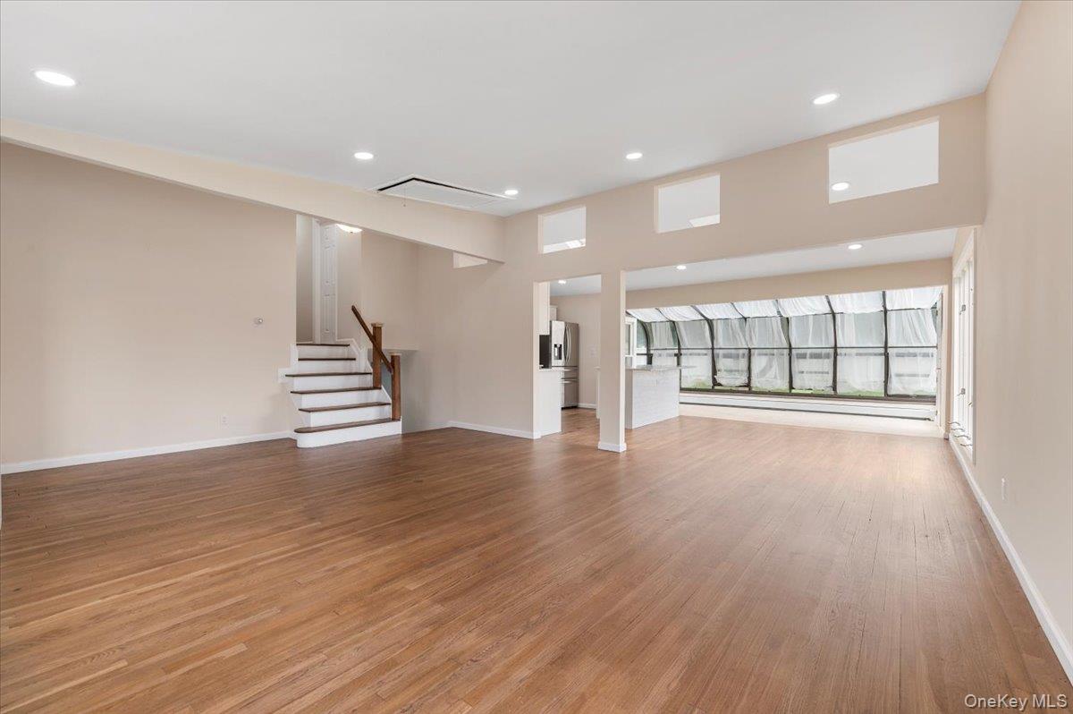 #2 photo, 6 Nowick Lane, Smithtown , NY 11787