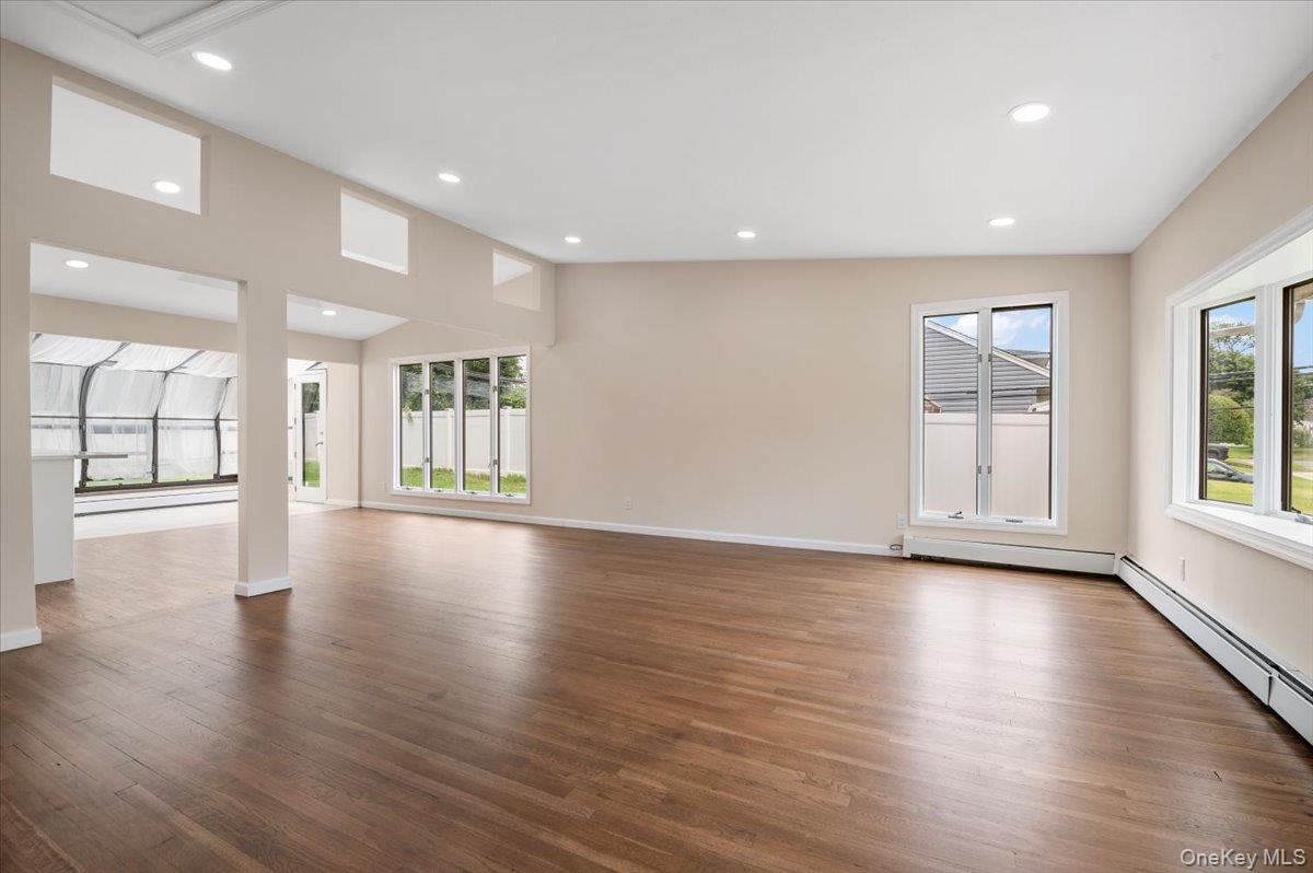 #5 photo, 6 Nowick Lane, Smithtown , NY 11787