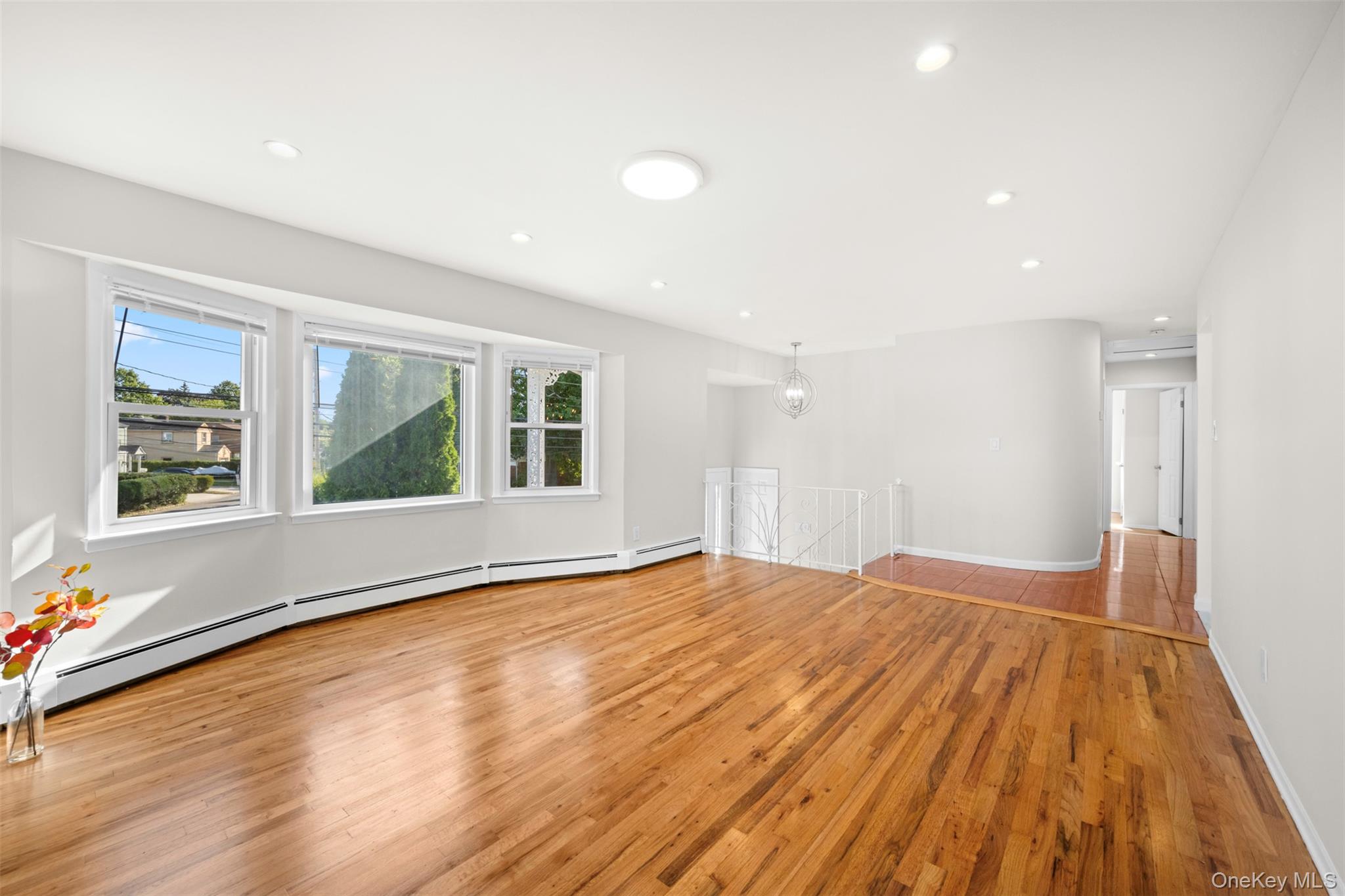 #4 photo, 1426 Forest Avenue, מחוז נסאו North Baldwin , NY 11510