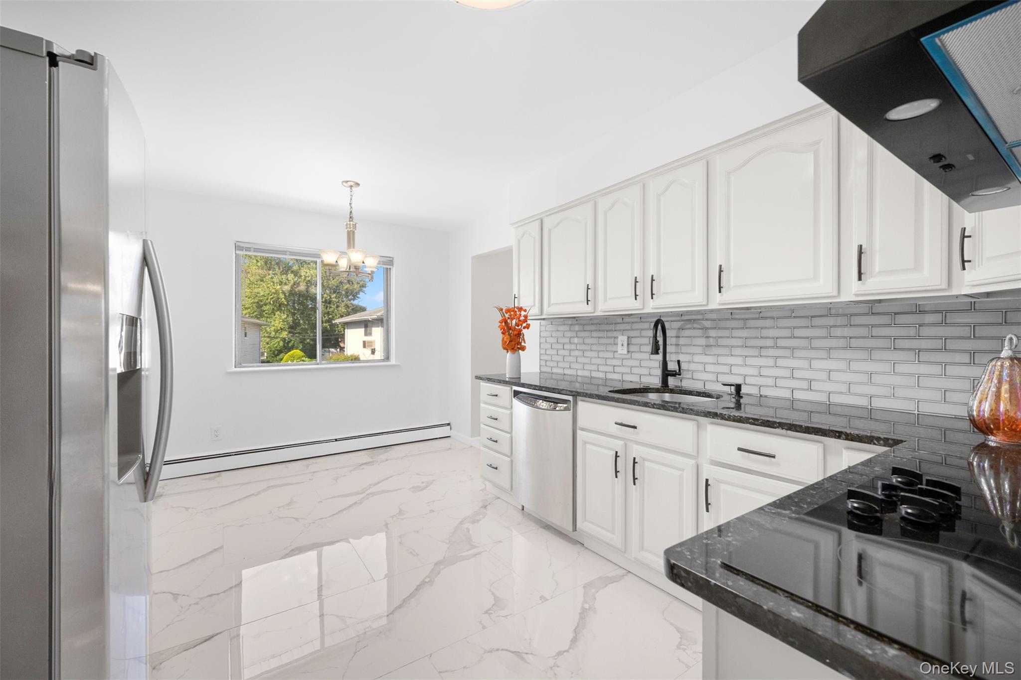 #7 photo, 1426 Forest Avenue, מחוז נסאו North Baldwin , NY 11510