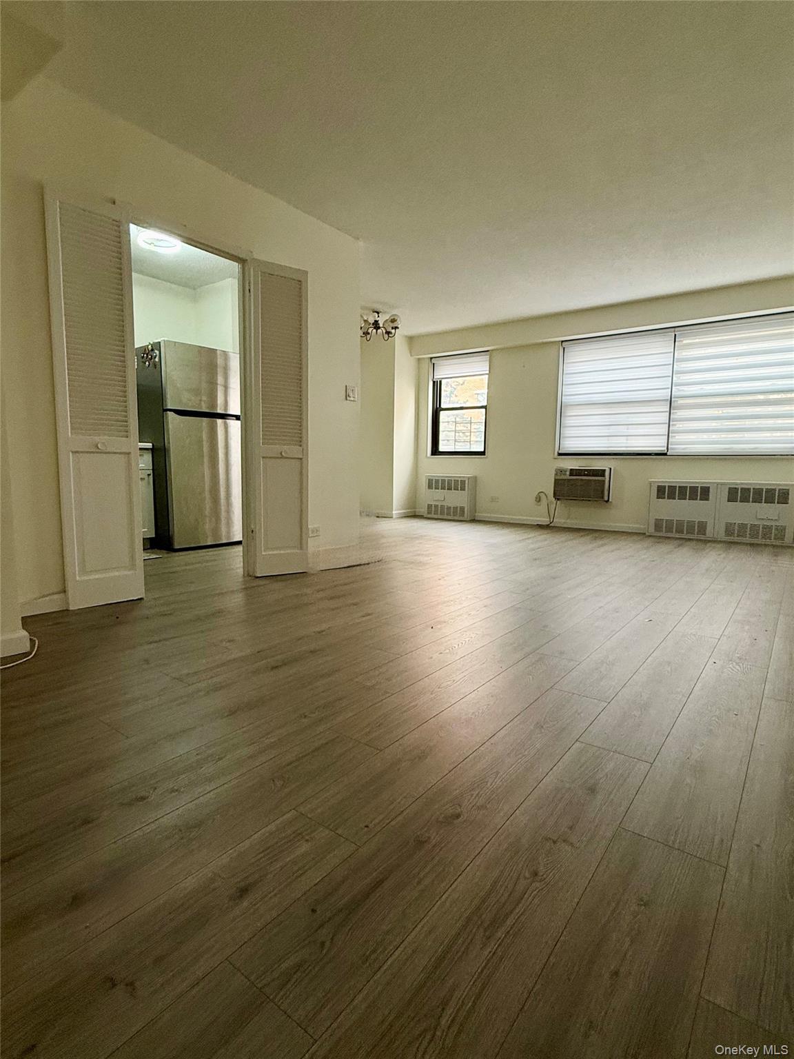 #5 photo, 3960 54th Street, クイーンズ区 Woodside , NY 11377