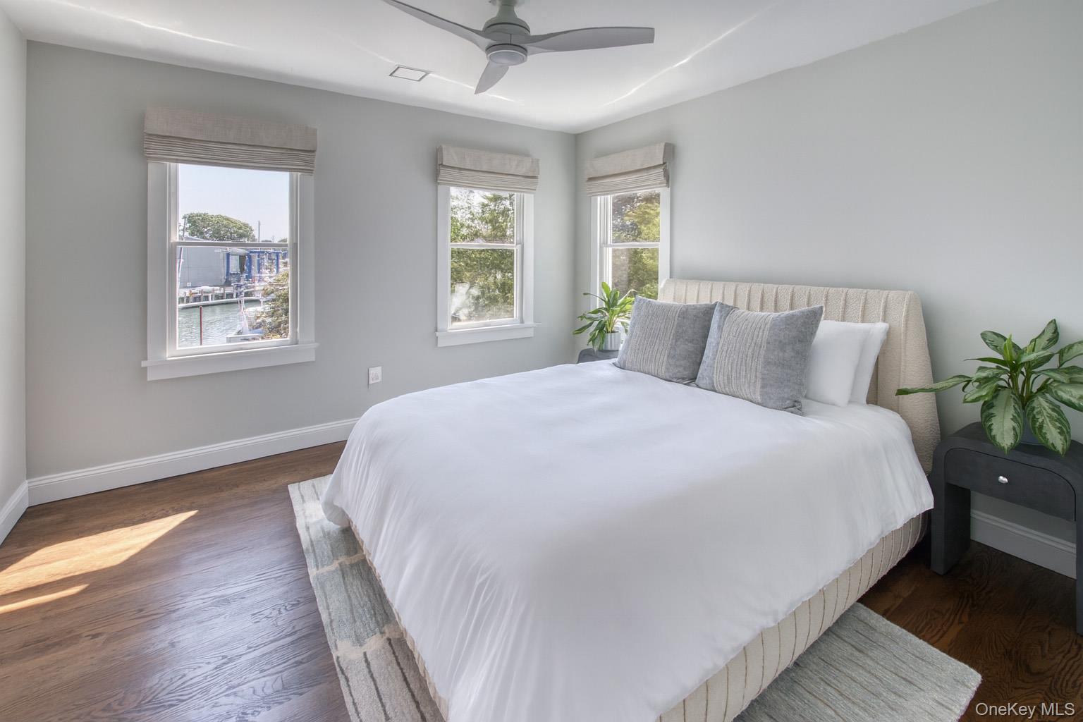 #20 photo, 980 Manhanset Avenue, Greenport , NY 11944