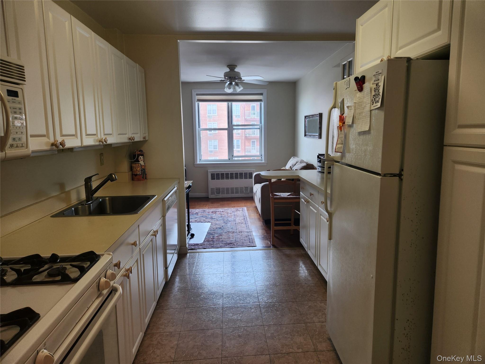 #13 photo, 700 Shore Road, Long Beach , NY 11561