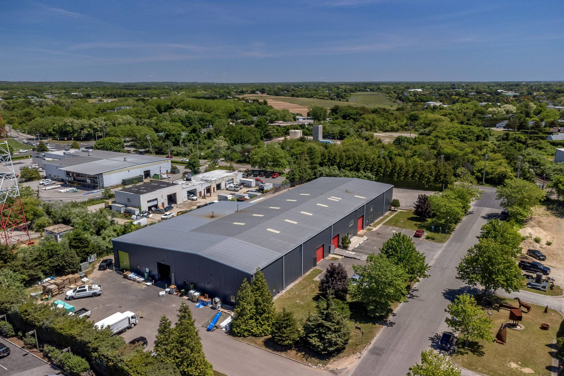 #16 photo, 1 Mariner Drive, Unit 4, מחוז סאפוק Southampton , NY 11968