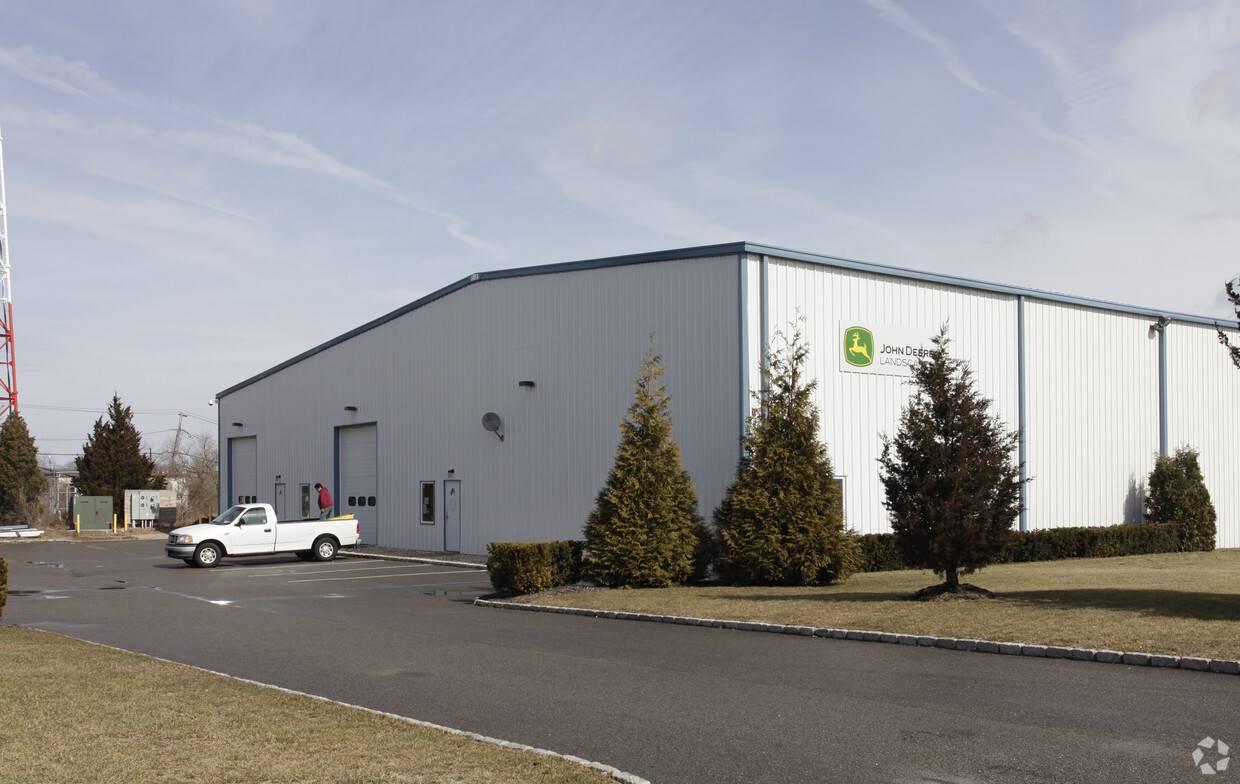 #5 photo, 1 Mariner Drive, サフォーク郡 Southampton , NY 11968