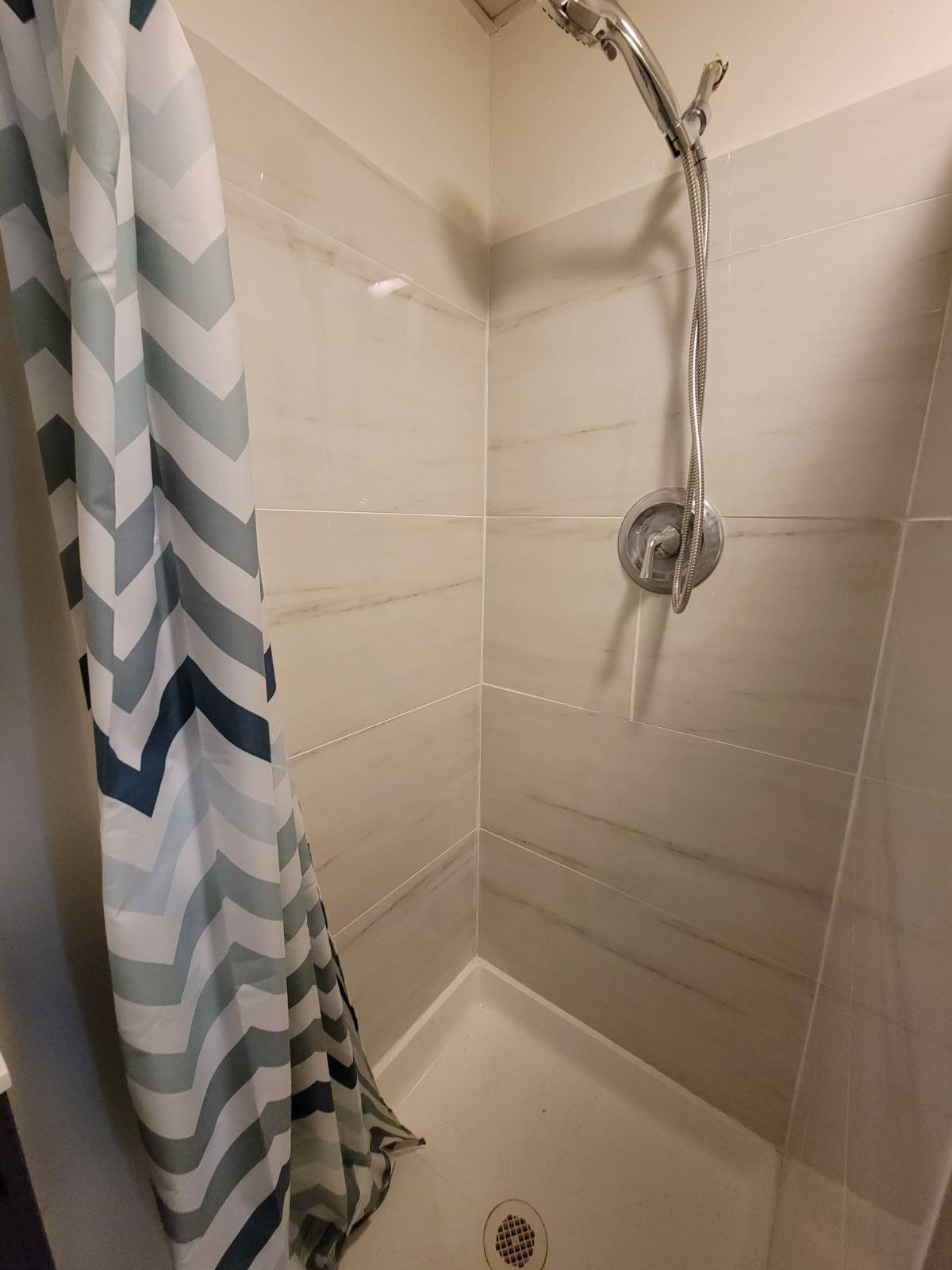 #14 photo, 20 Devlin St, Cohoes , NY 12047