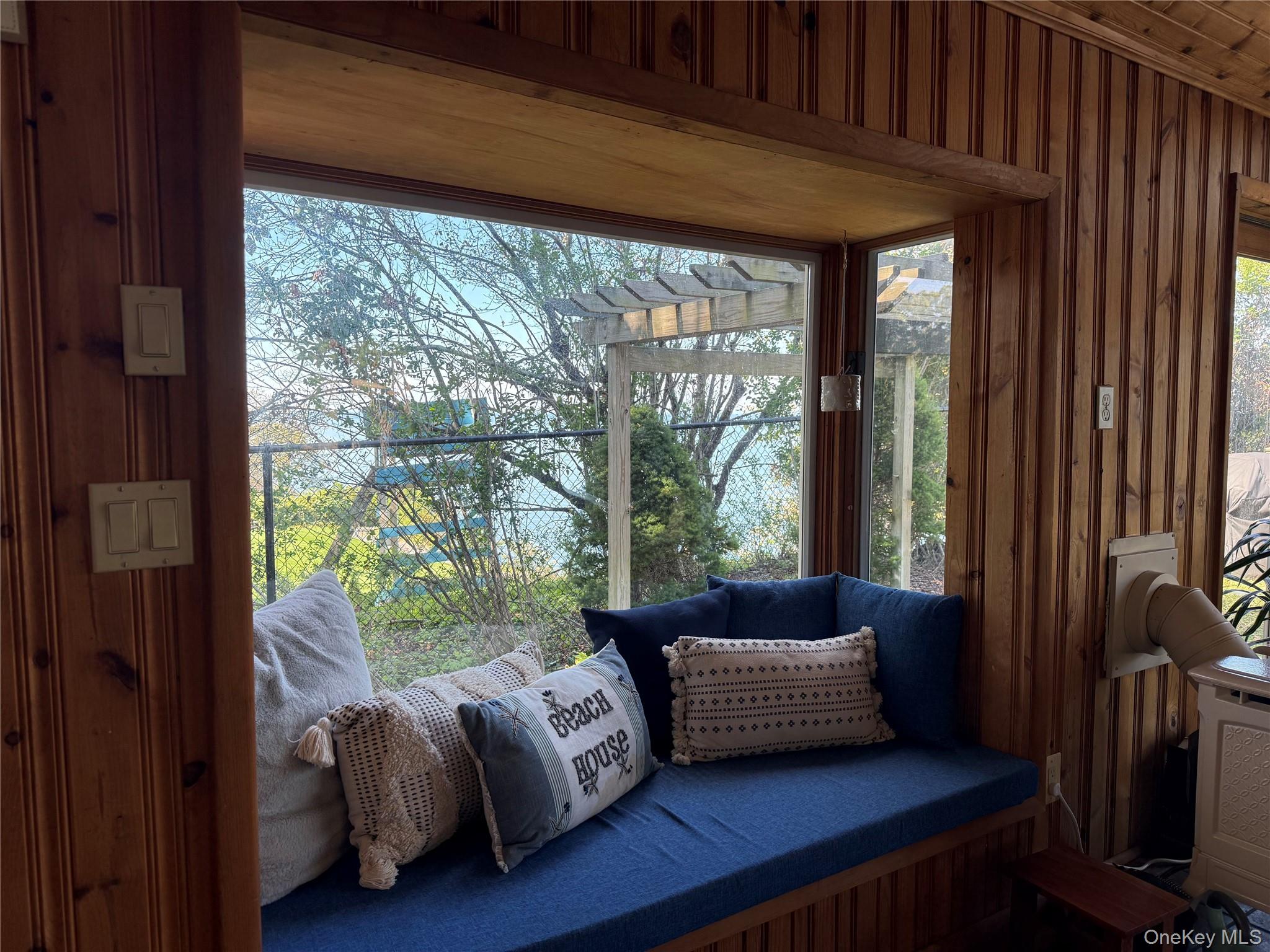 #3 photo, 107 Waterview Drive, サフォーク郡 Sound Beach , NY 11789