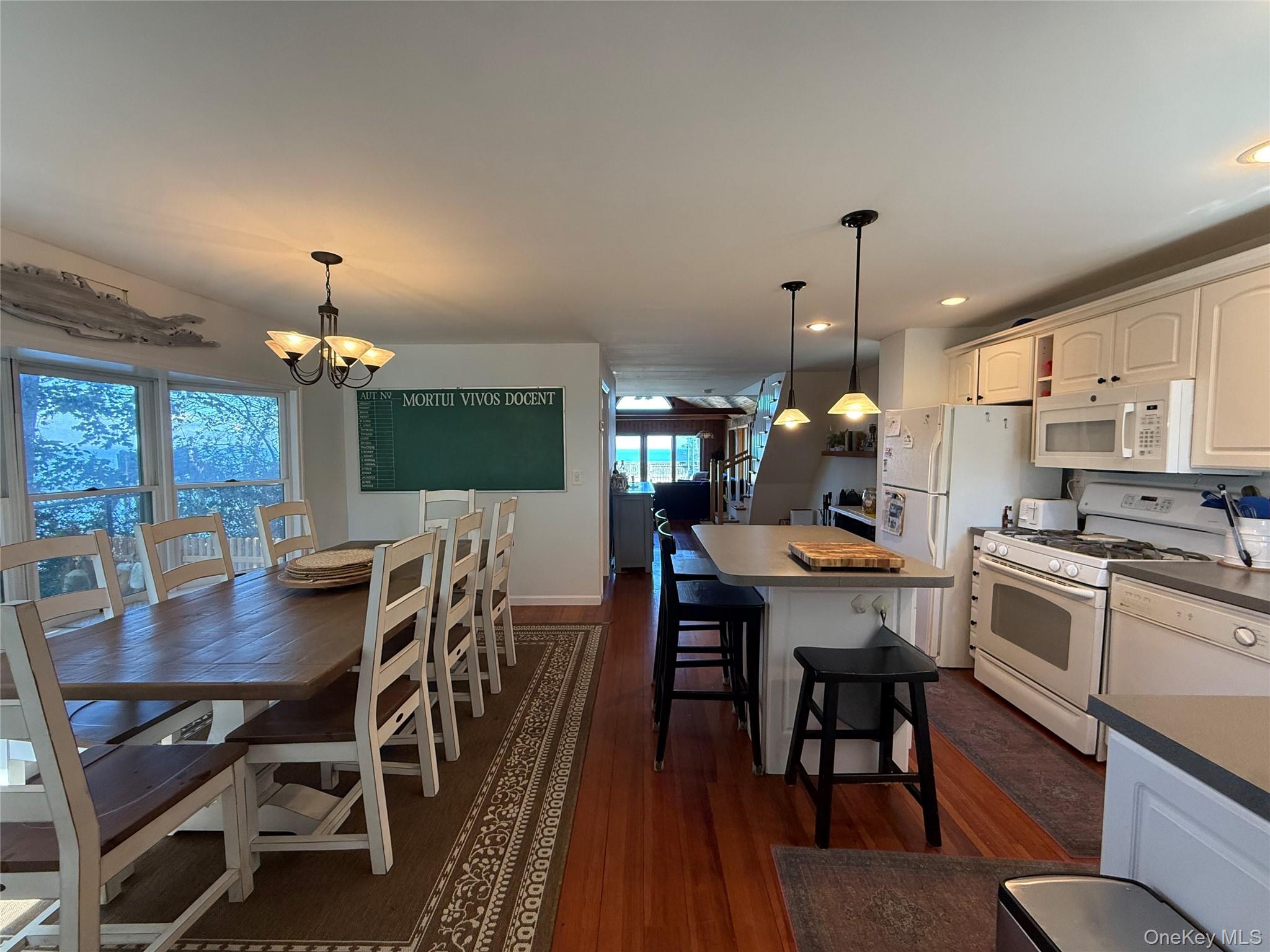 #7 photo, 107 Waterview Drive, サフォーク郡 Sound Beach , NY 11789