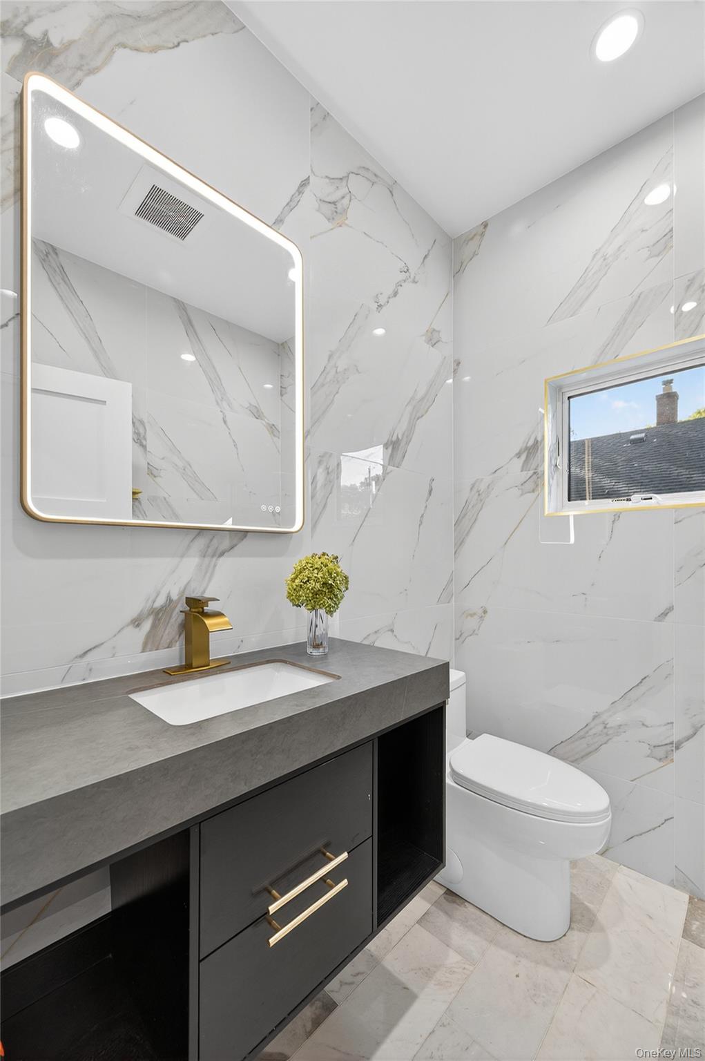 #14 photo, 80 Clapham Avenue, नासाउ काउंटी Manhasset , NY 11030