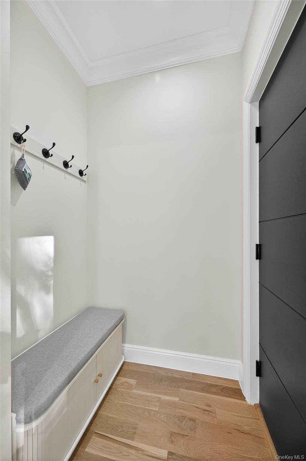 #15 photo, 80 Clapham Avenue, नासाउ काउंटी Manhasset , NY 11030