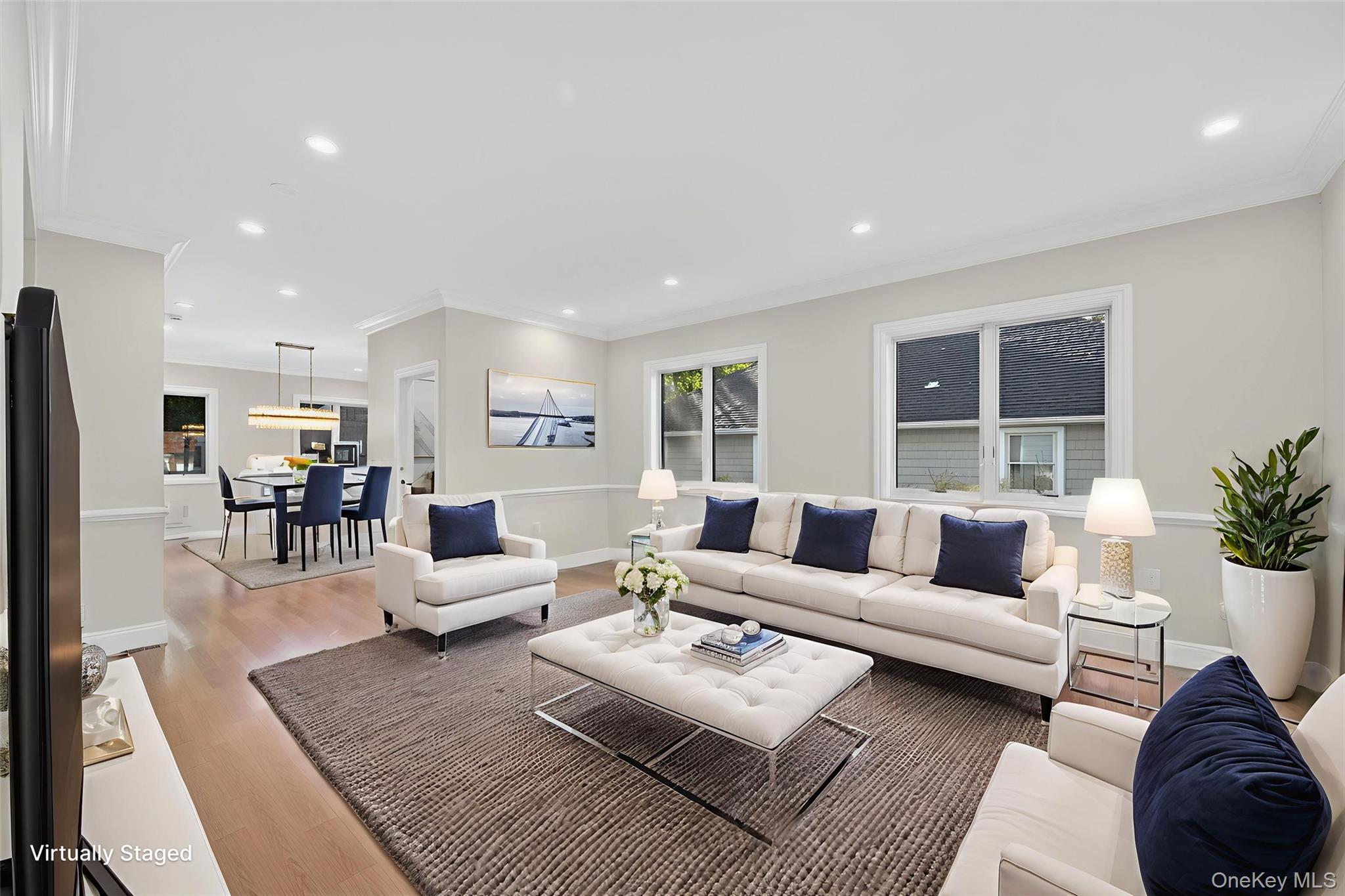 #3 photo, 80 Clapham Avenue, नासाउ काउंटी Manhasset , NY 11030