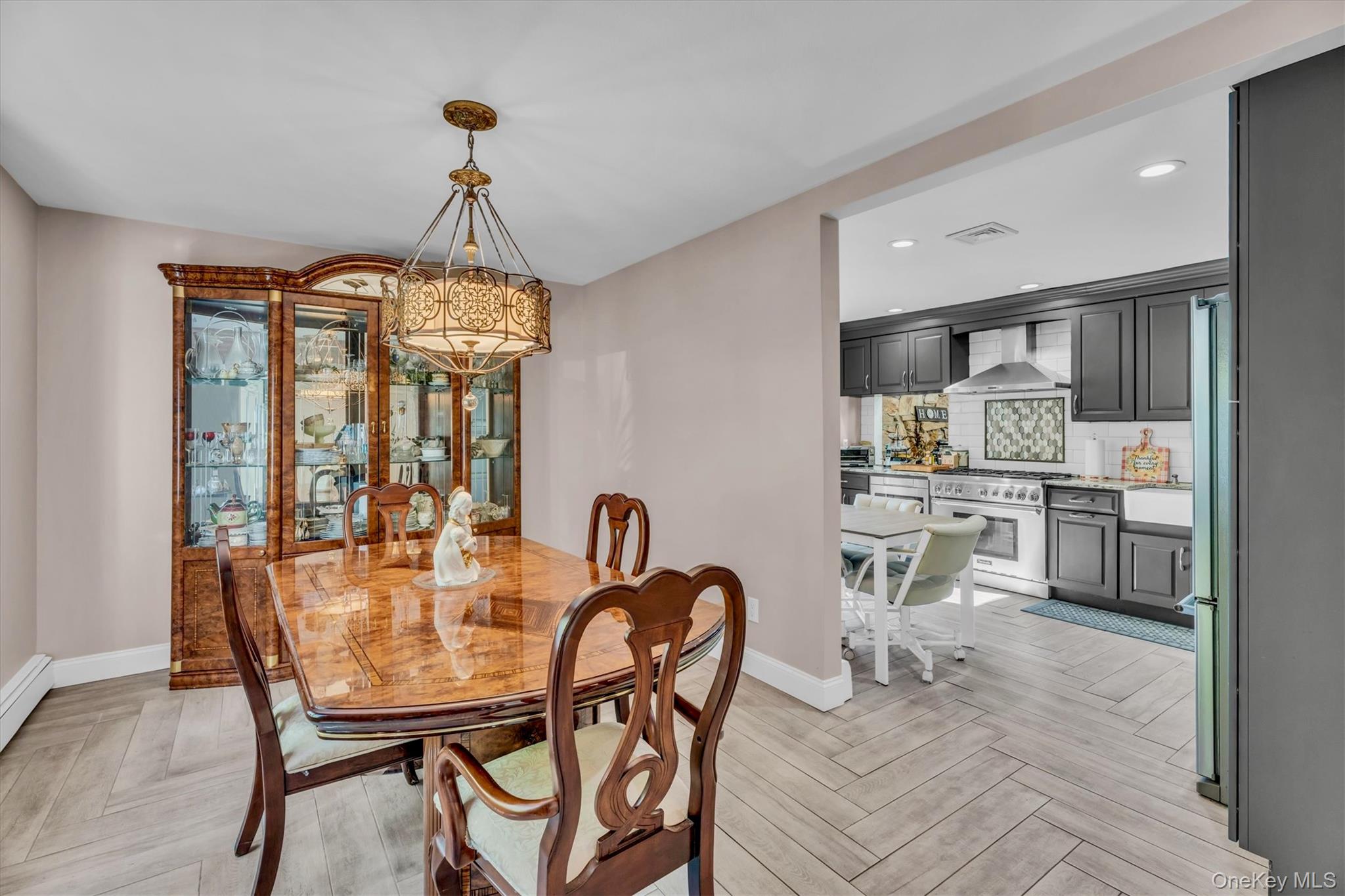 #10 photo, 6 Saddler Court, South Huntington , NY 11746