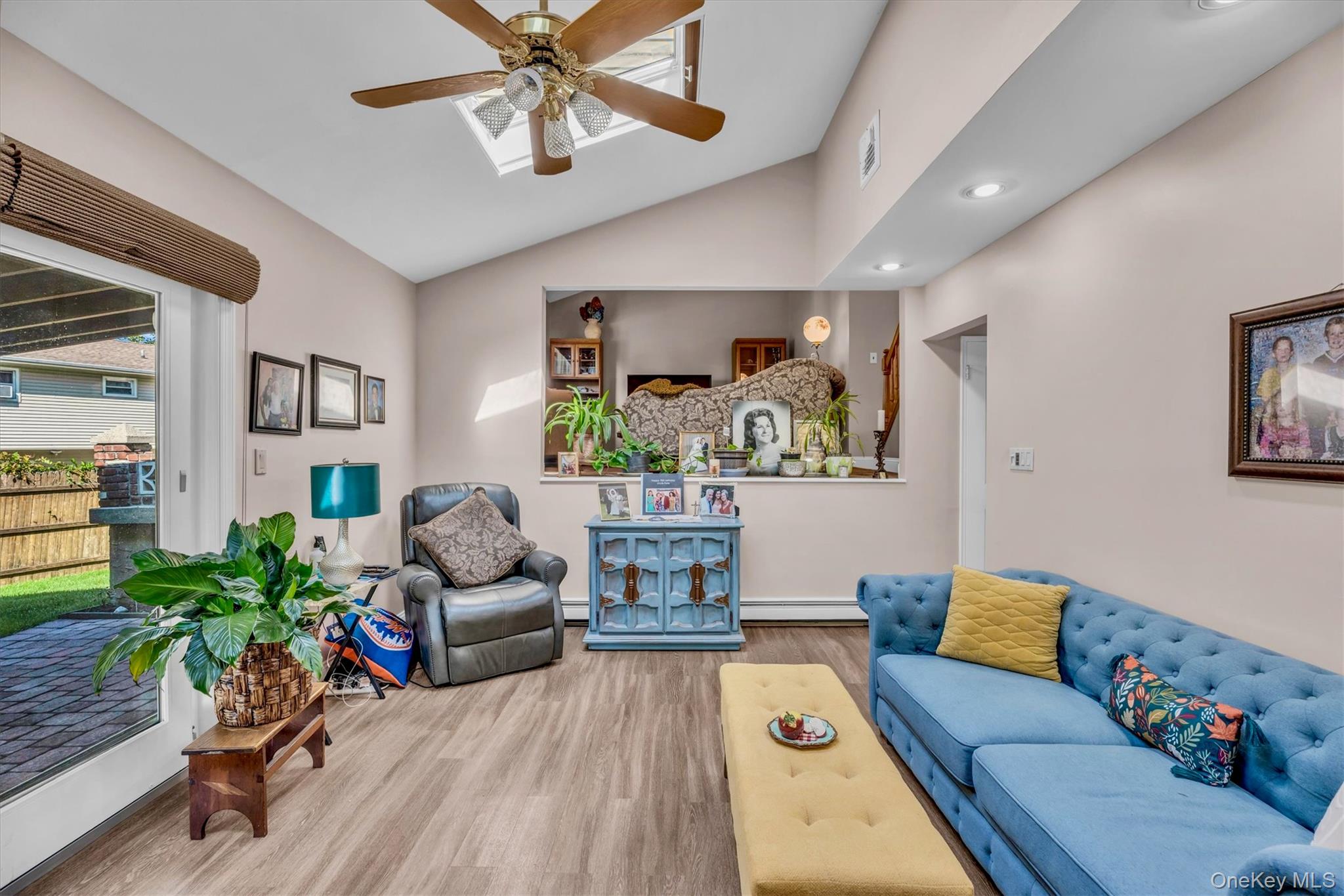 #14 photo, 6 Saddler Court, South Huntington , NY 11746