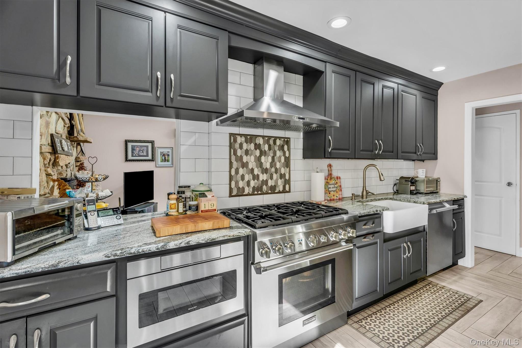 #5 photo, 6 Saddler Court, South Huntington , NY 11746