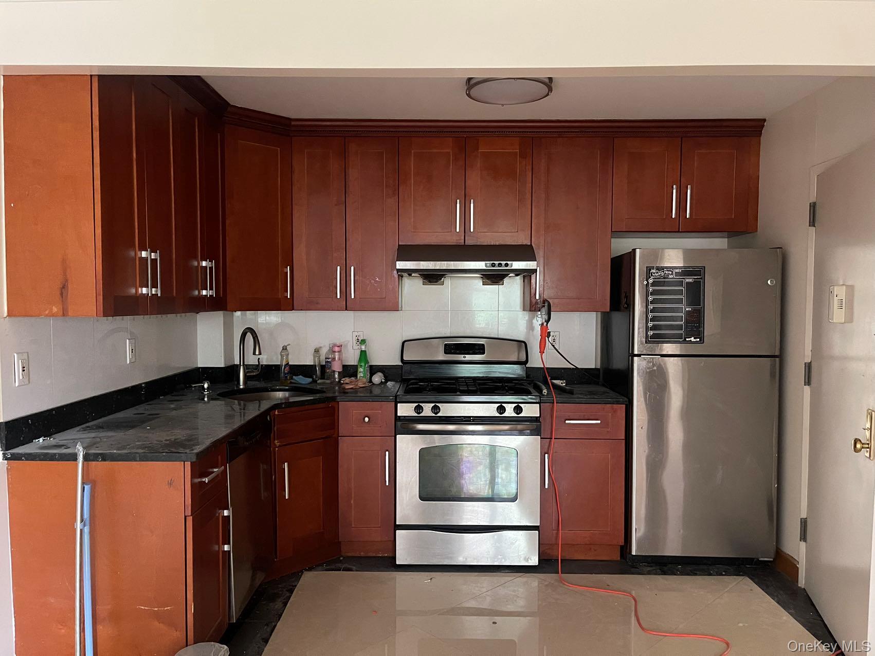 #9 photo, 43-07 48th Street, クイーンズ区 Sunnyside , NY 11104