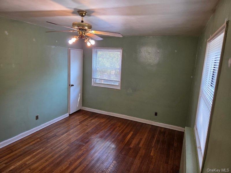 #4 photo, 155-14 84th Street, クイーンズ区 Howard Beach , NY 11414