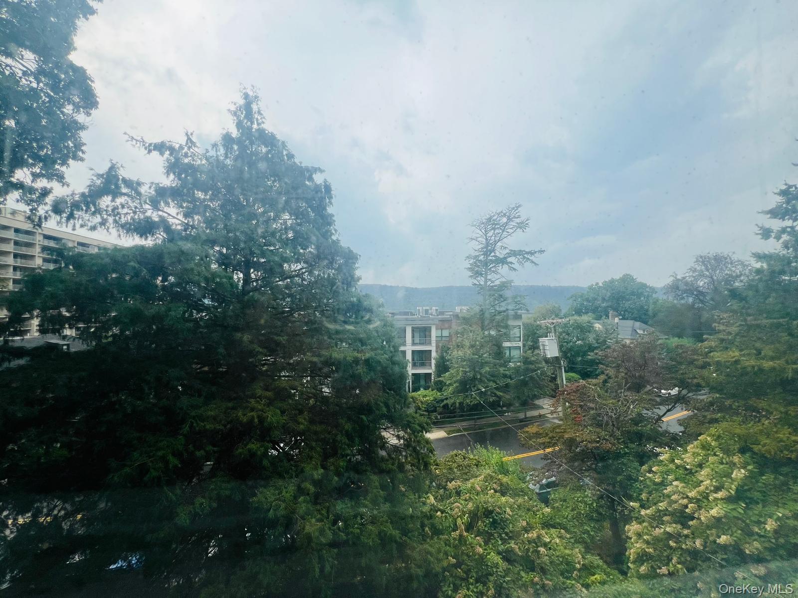 #16 photo, 1178 Warburton Avenue, Yonkers , NY 10701