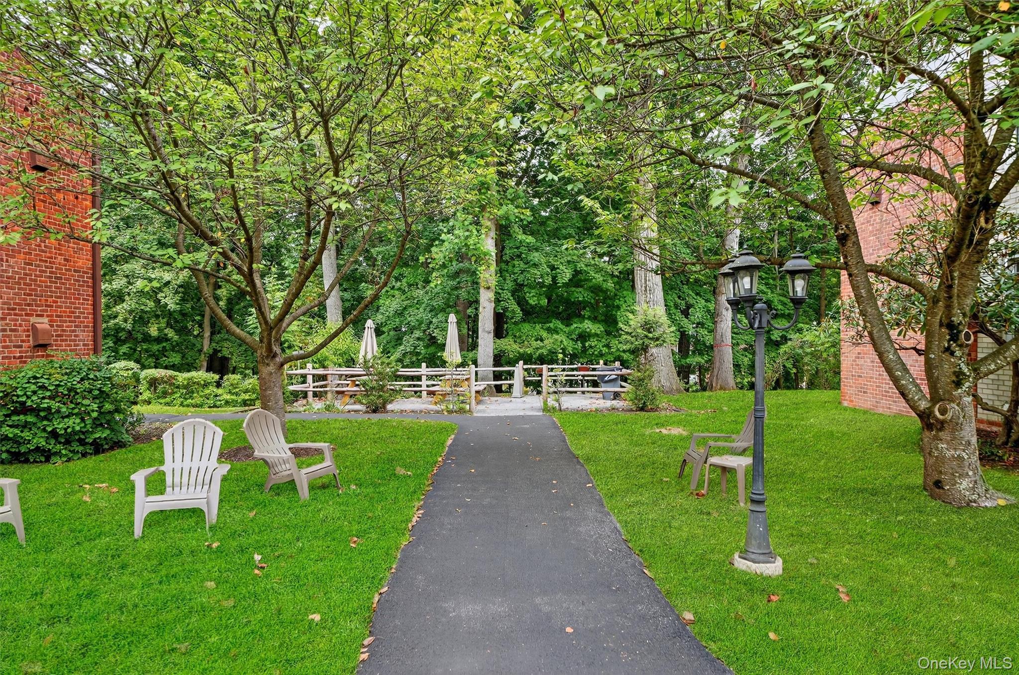 #15 photo, 8 Wildwood Road, Hartsdale , NY 10530