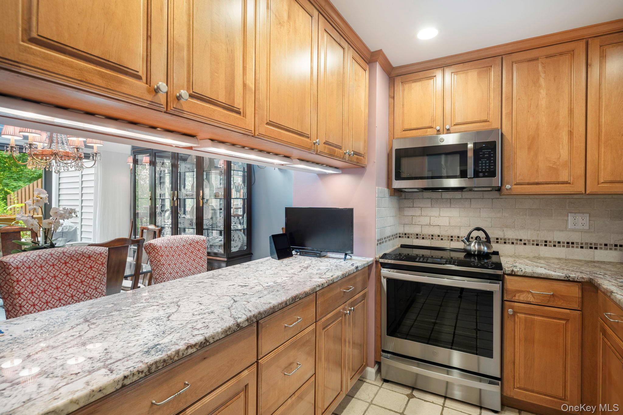 #4 photo, 283 Horseshoe Circle, Ossining , NY 10562