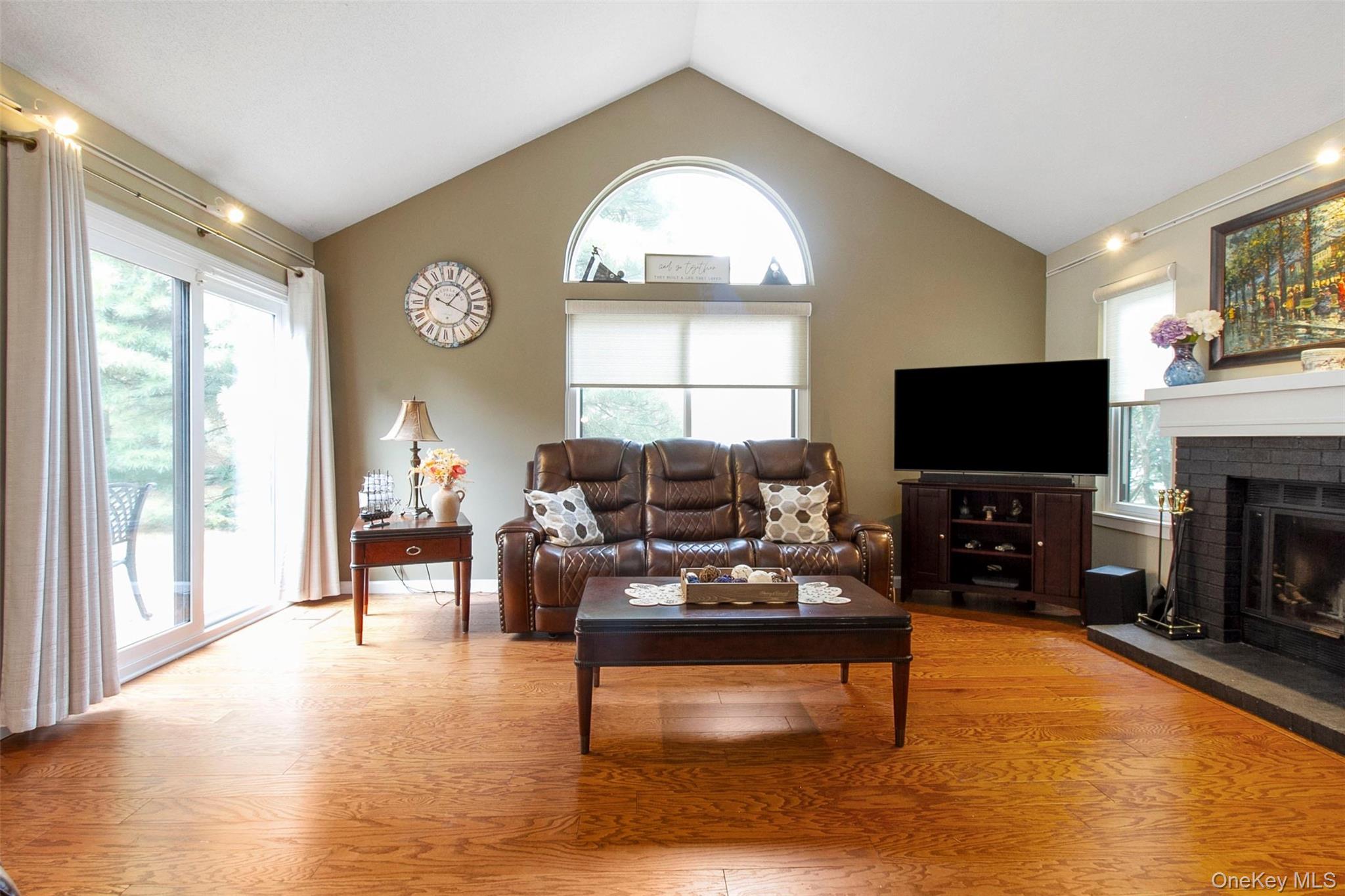 #10 photo, 489 Heritage Hills, Somers , NY 10589